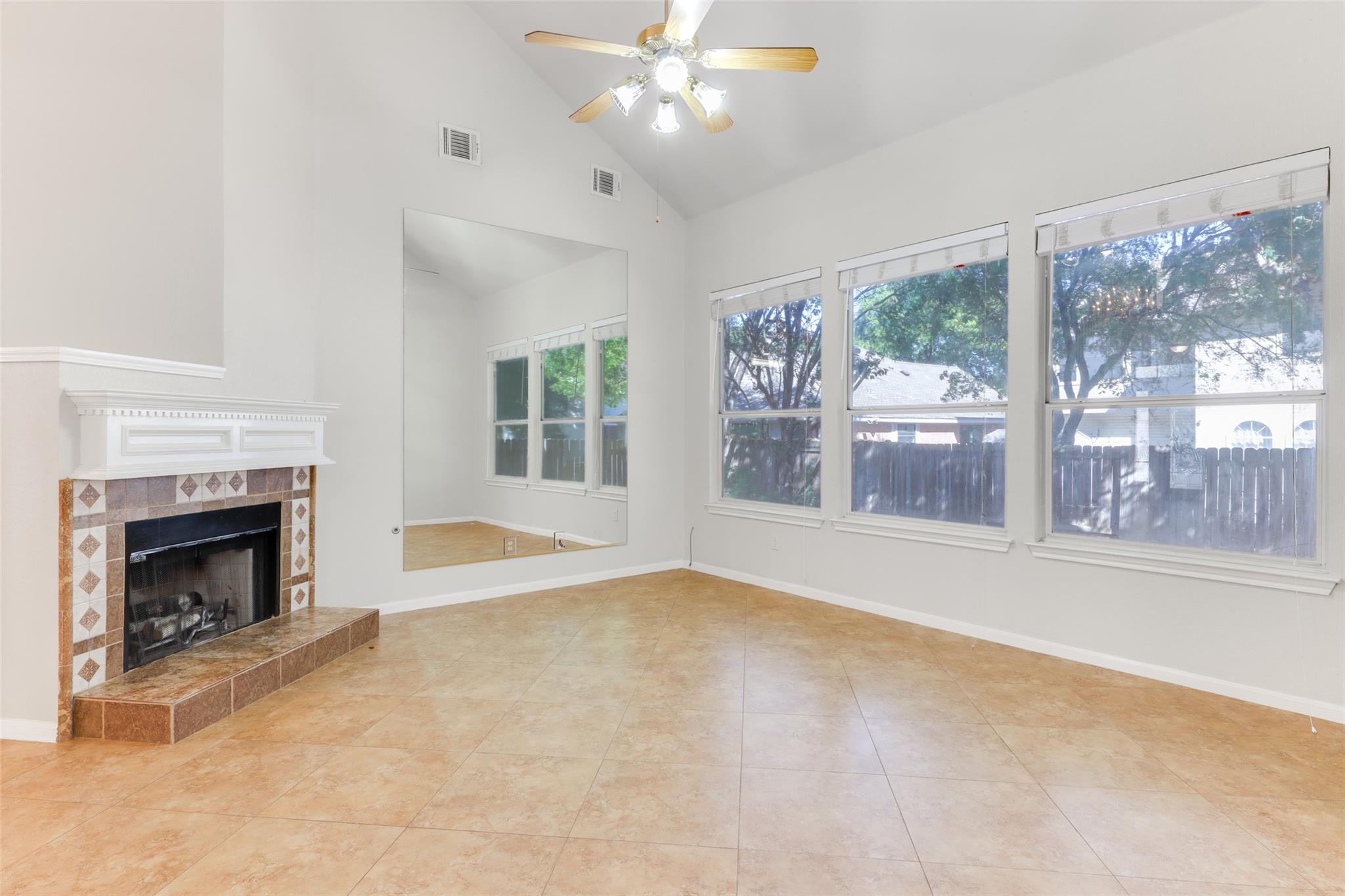 8310 Broken Branch Dr, Round Rock, TX 78681