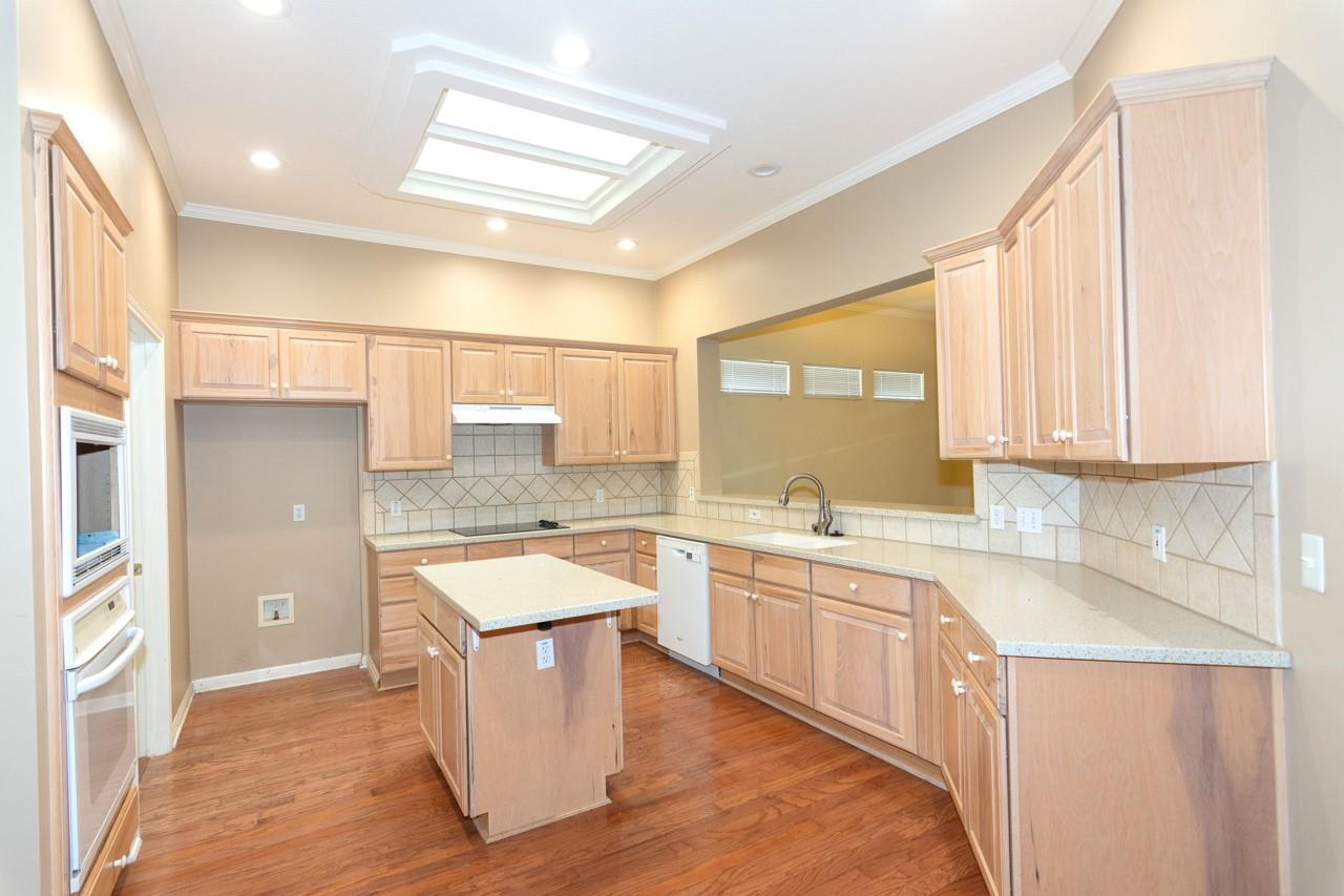 102 Harness Ln, Georgetown, TX 78633