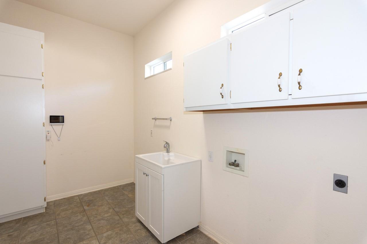 102 Harness Ln, Georgetown, TX 78633