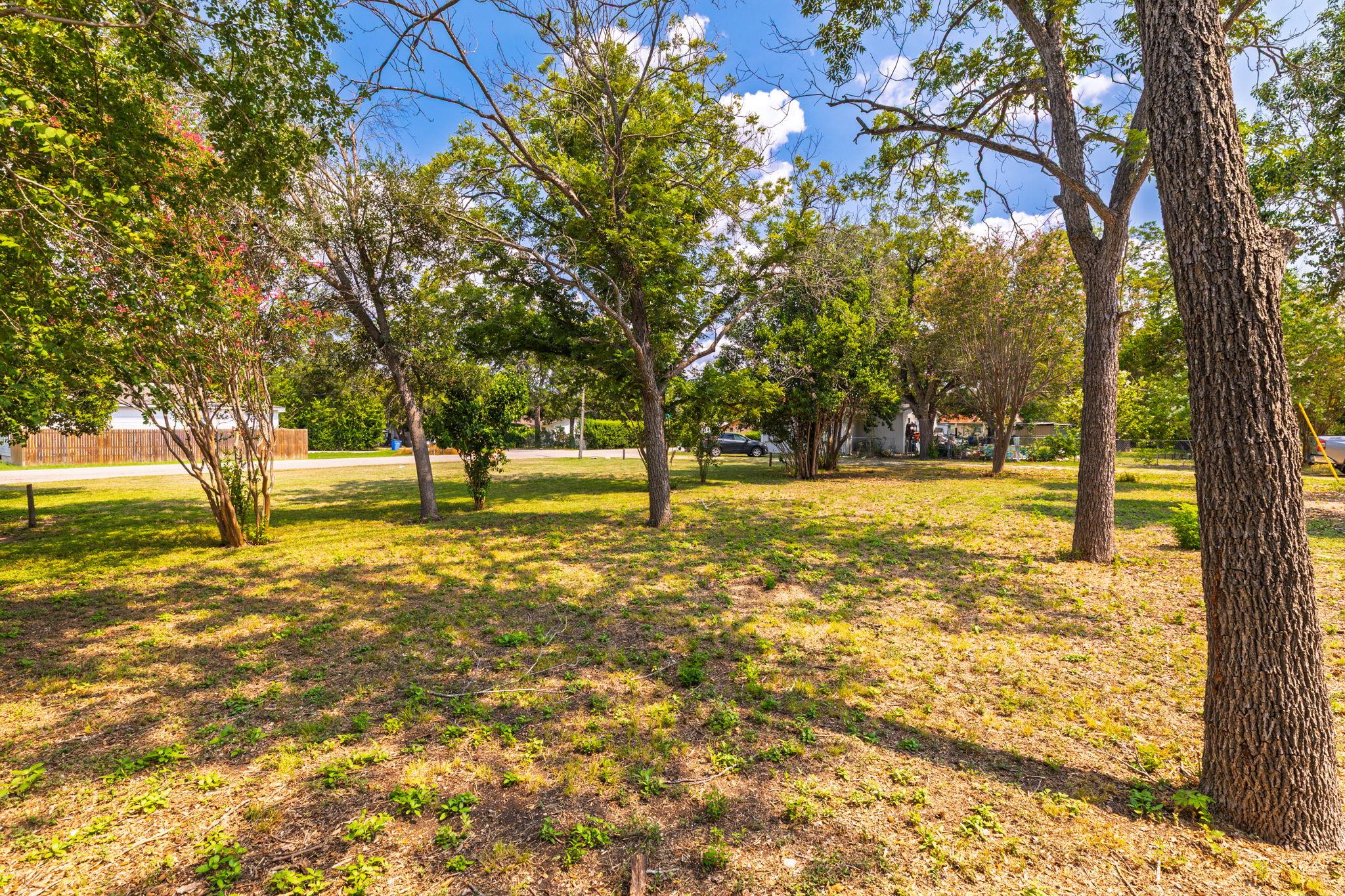 1308 Bert St, Seguin, TX 78155