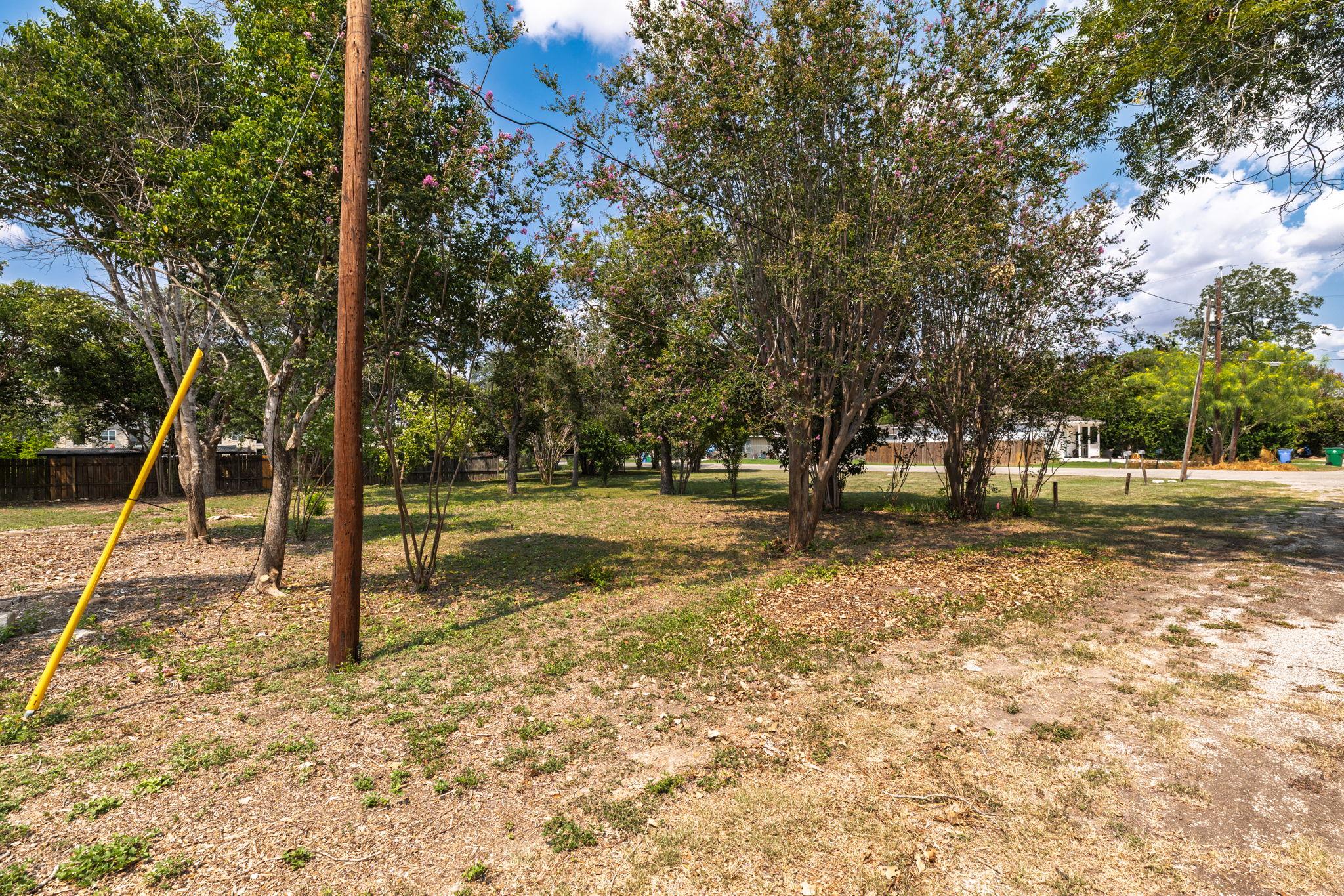 1308 Bert St, Seguin, TX 78155