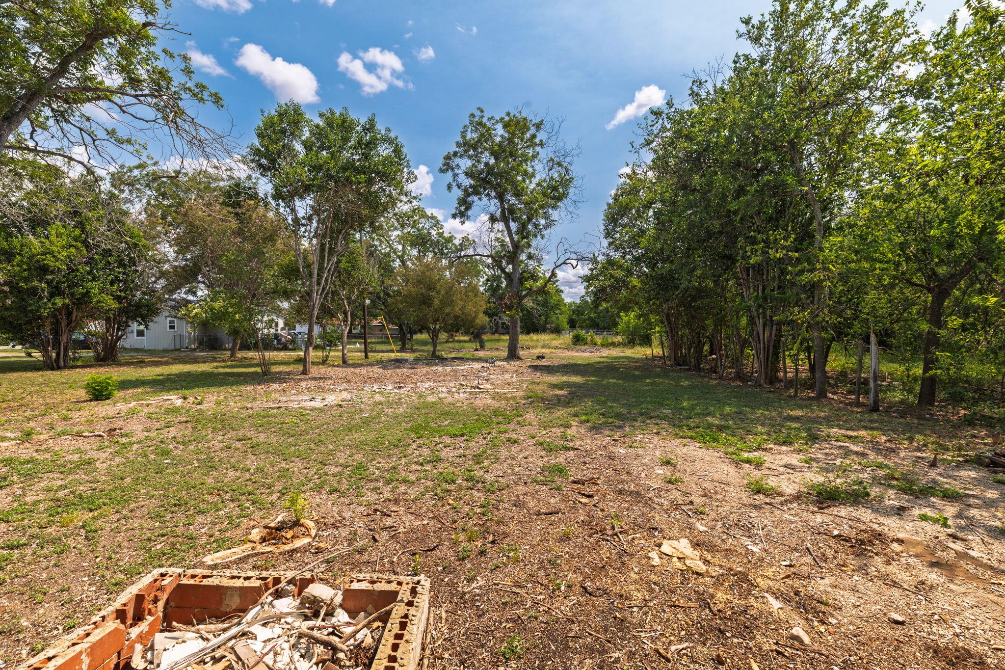 1308 Bert St, Seguin, TX 78155