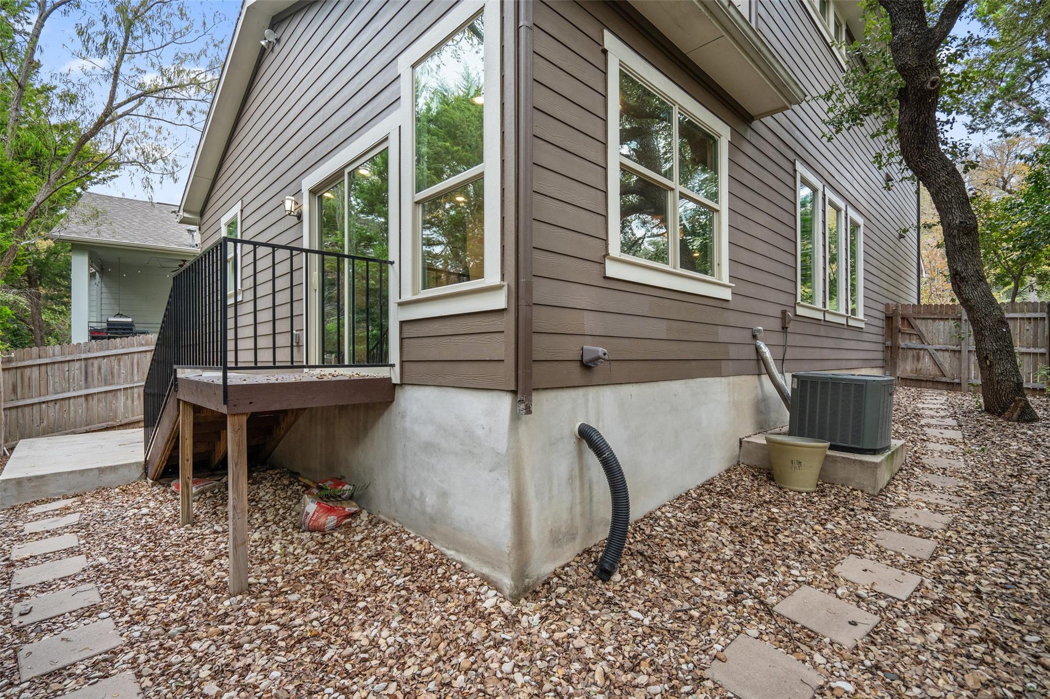 12214 Cottage Promenade Ct, Austin, TX 78753