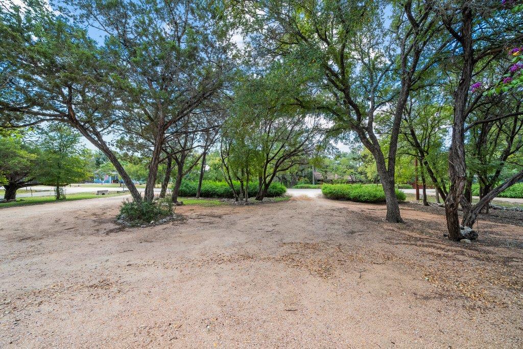 15 Las Flores Dr, Wimberley, TX 78676