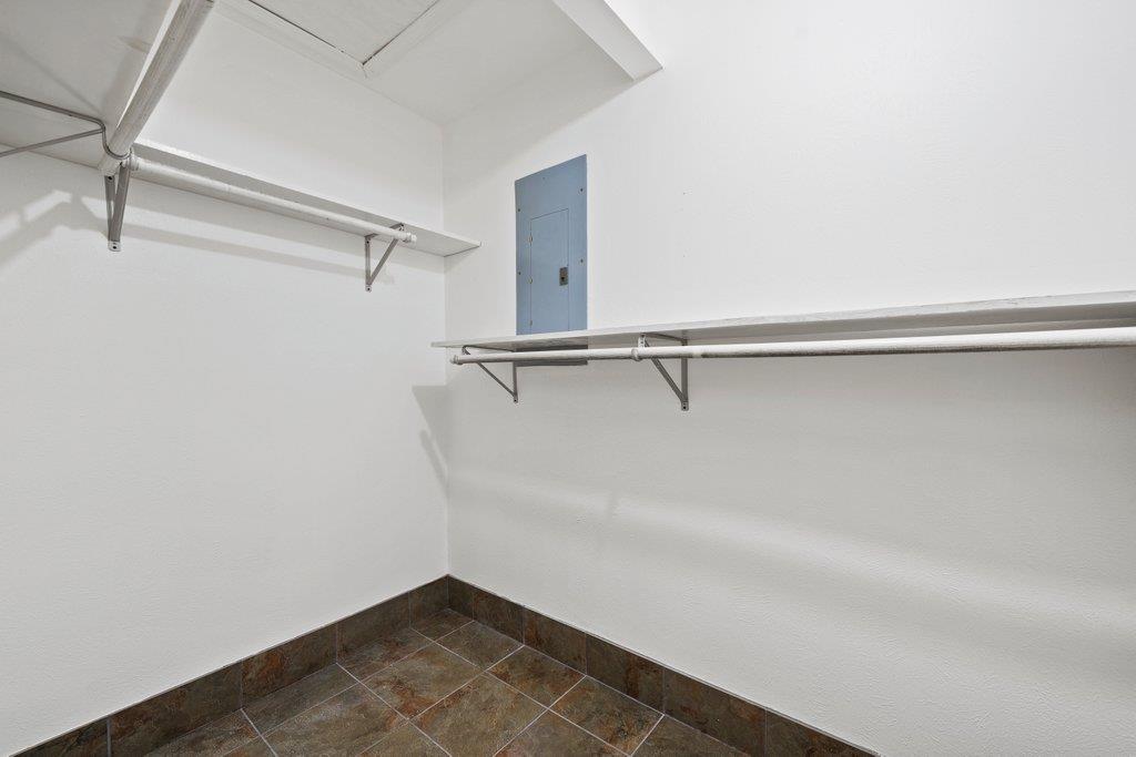 15 Las Flores Dr, Wimberley, TX 78676