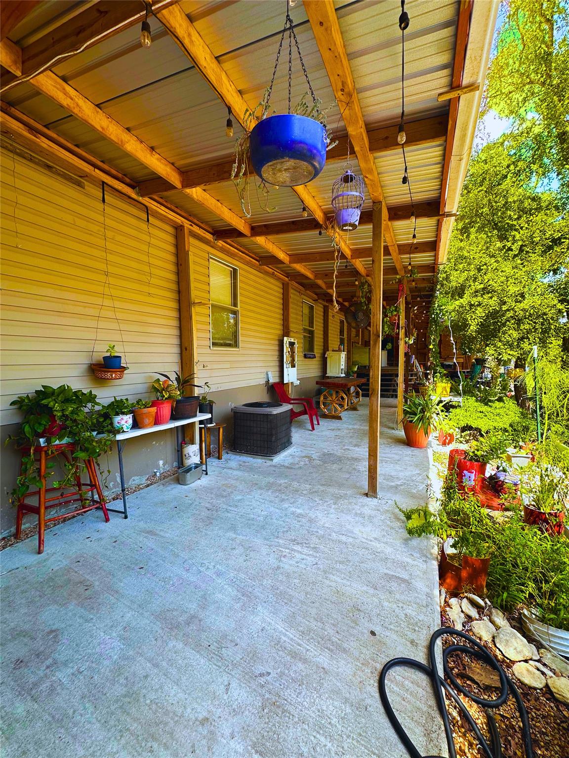 153 Tesoro Way, Del Valle, TX 78617