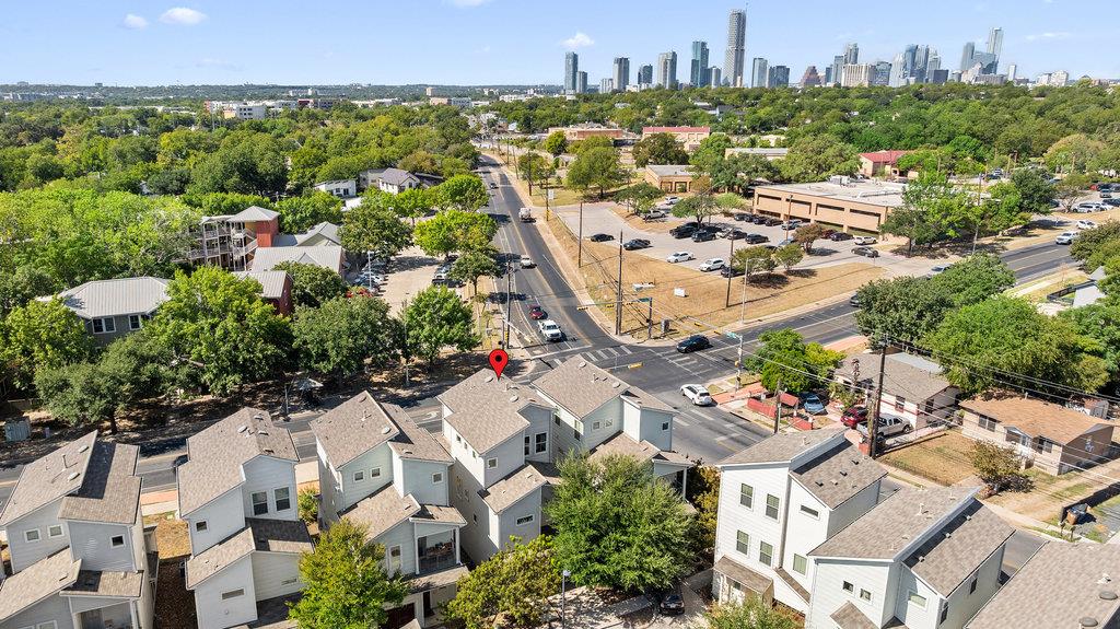 2703 Halcyon Dr # 8, Austin, TX 78702