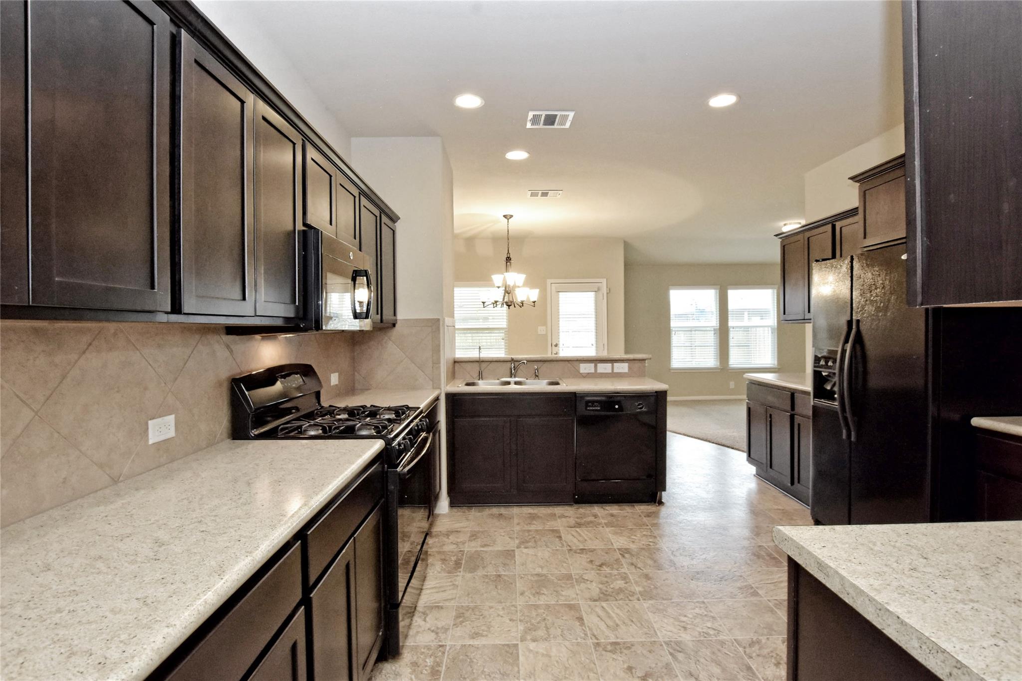 310 Pack Horse Dr, Bastrop, TX 78602