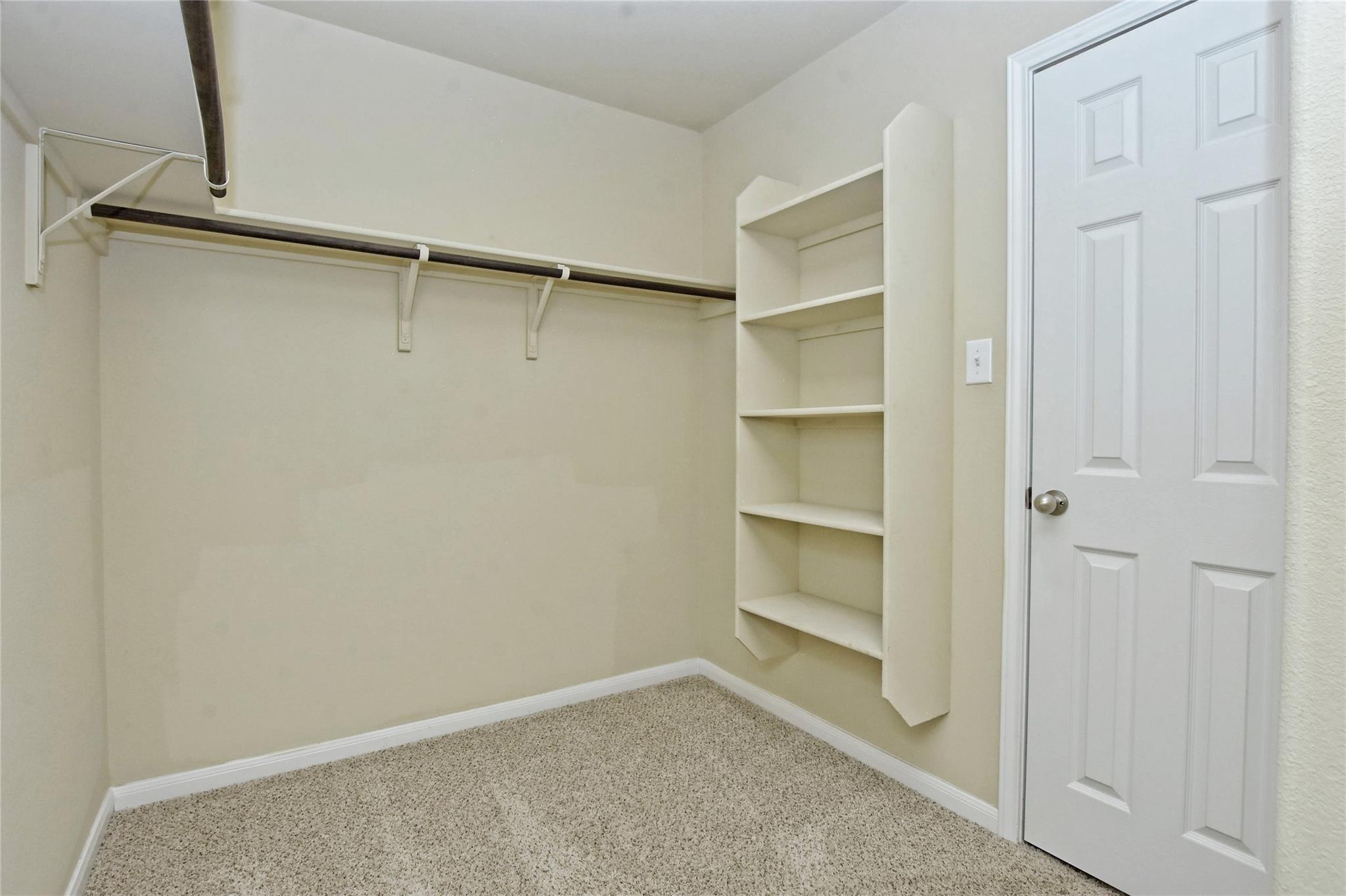 310 Pack Horse Dr, Bastrop, TX 78602