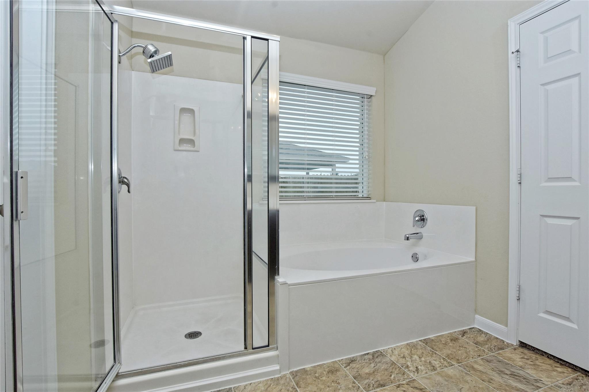 310 Pack Horse Dr, Bastrop, TX 78602