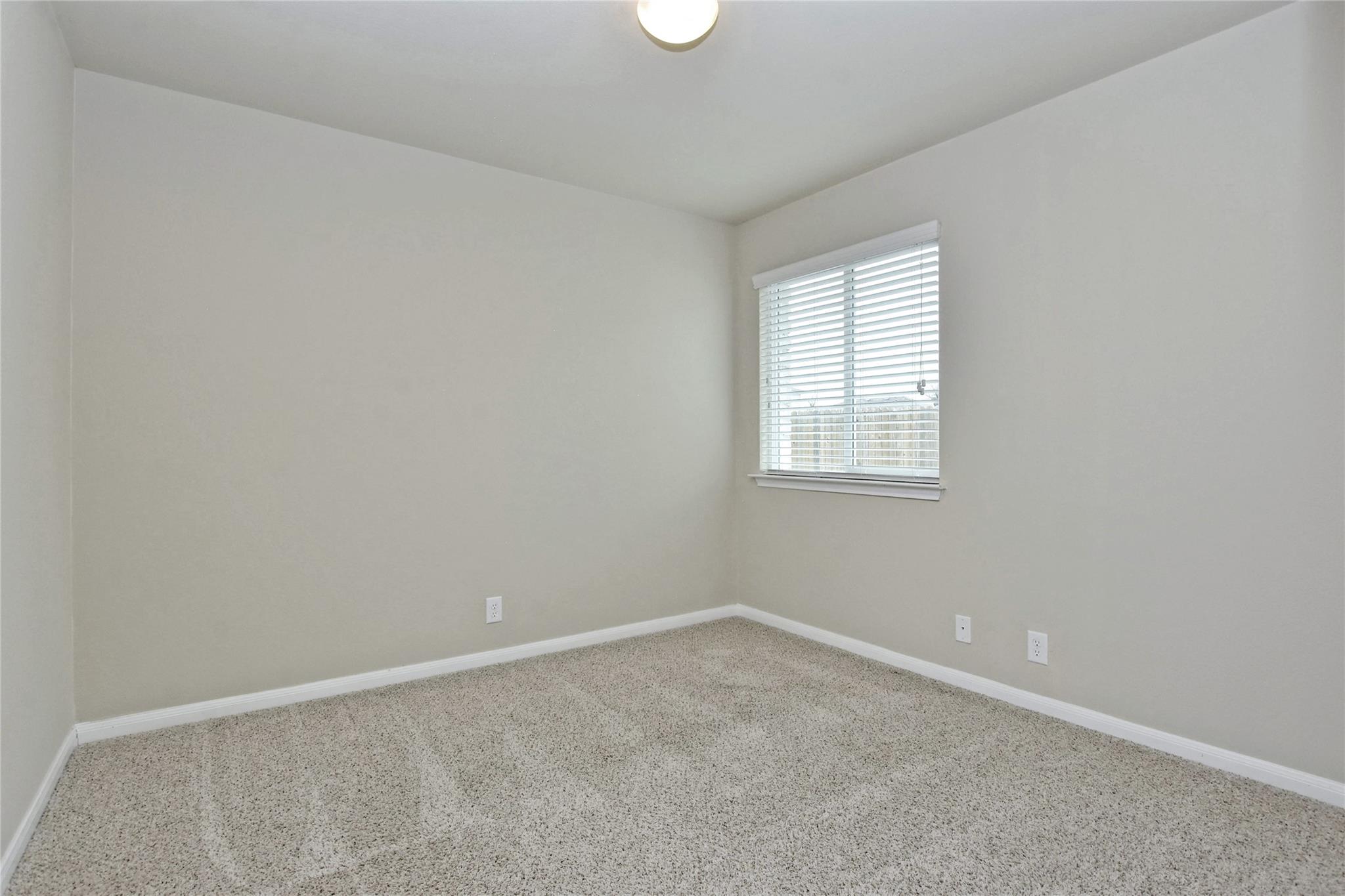 310 Pack Horse Dr, Bastrop, TX 78602