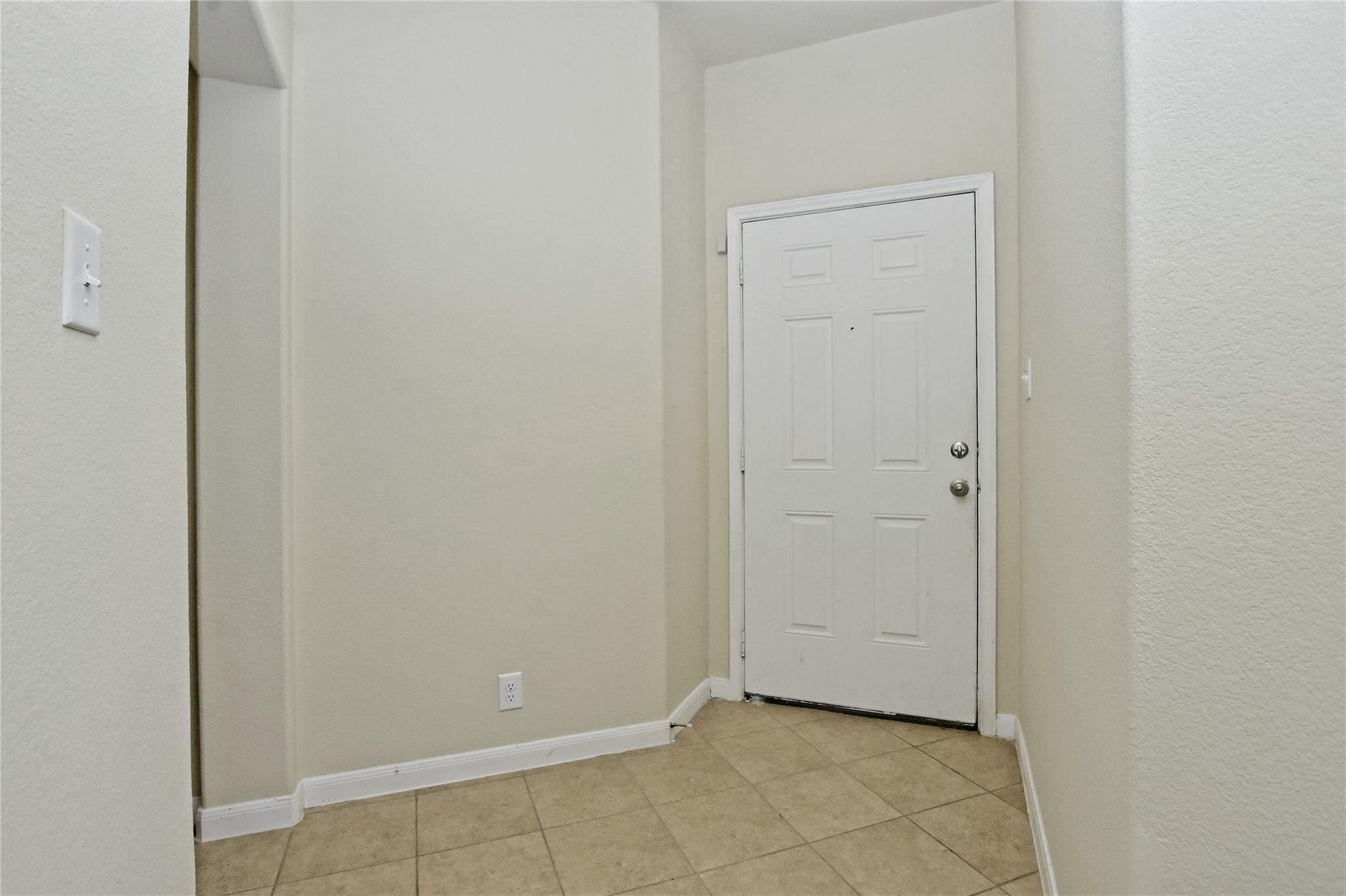 310 Pack Horse Dr, Bastrop, TX 78602