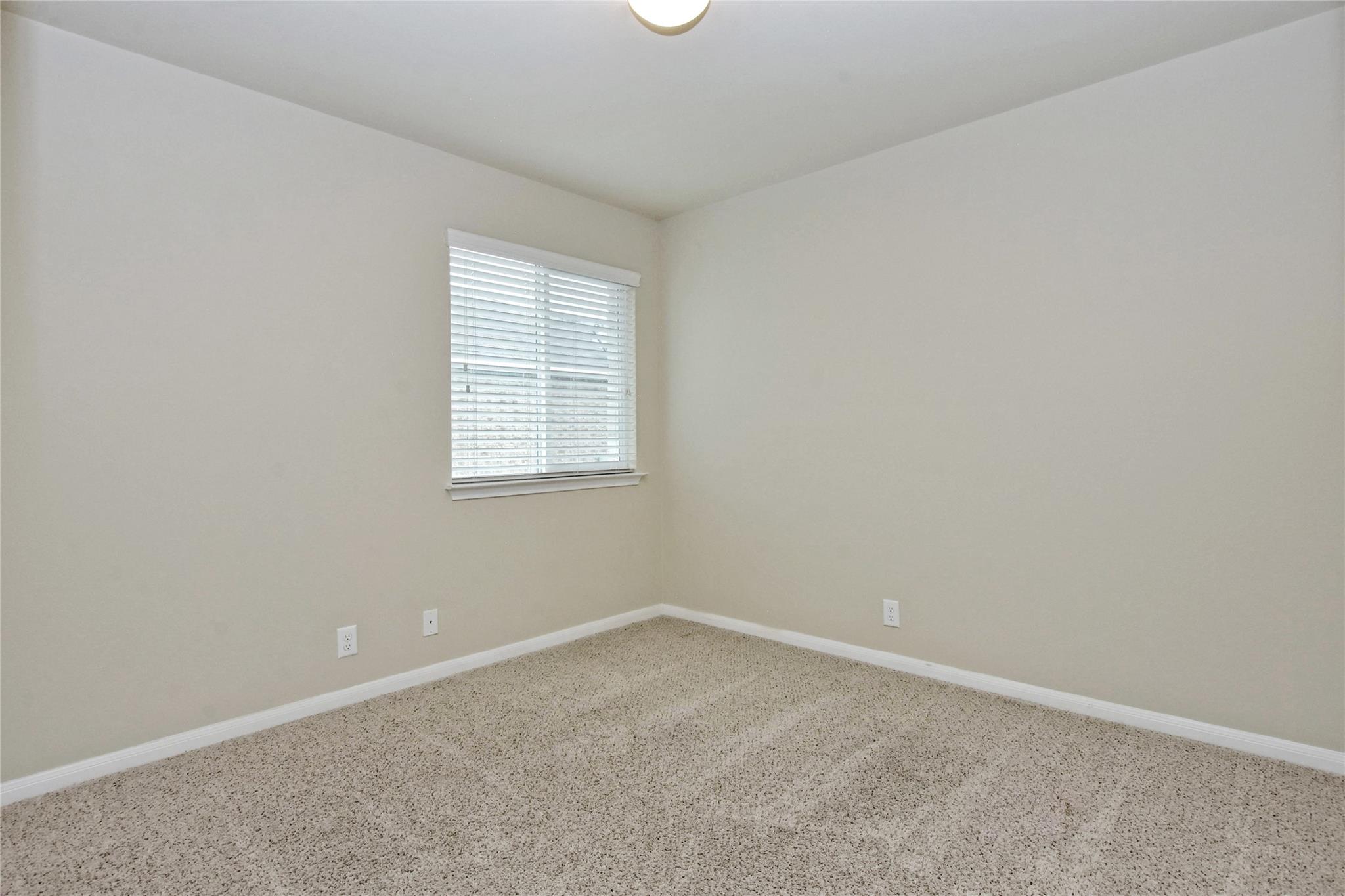 310 Pack Horse Dr, Bastrop, TX 78602