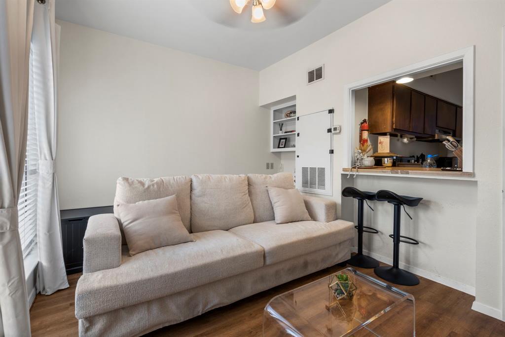 3000 Guadalupe St # 110, Austin, TX 78705