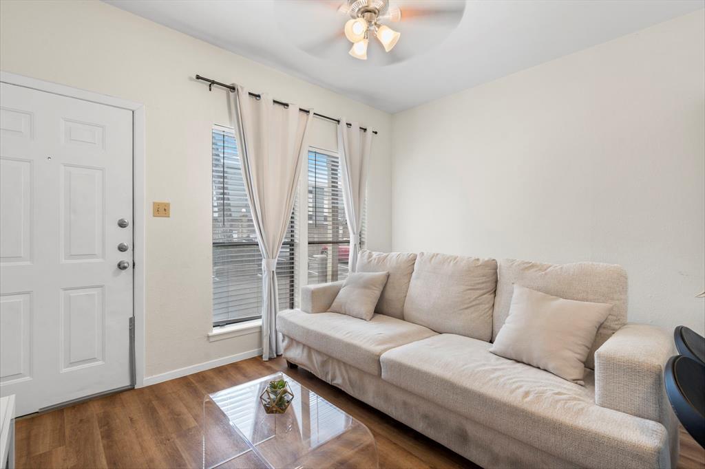 3000 Guadalupe St # 110, Austin, TX 78705