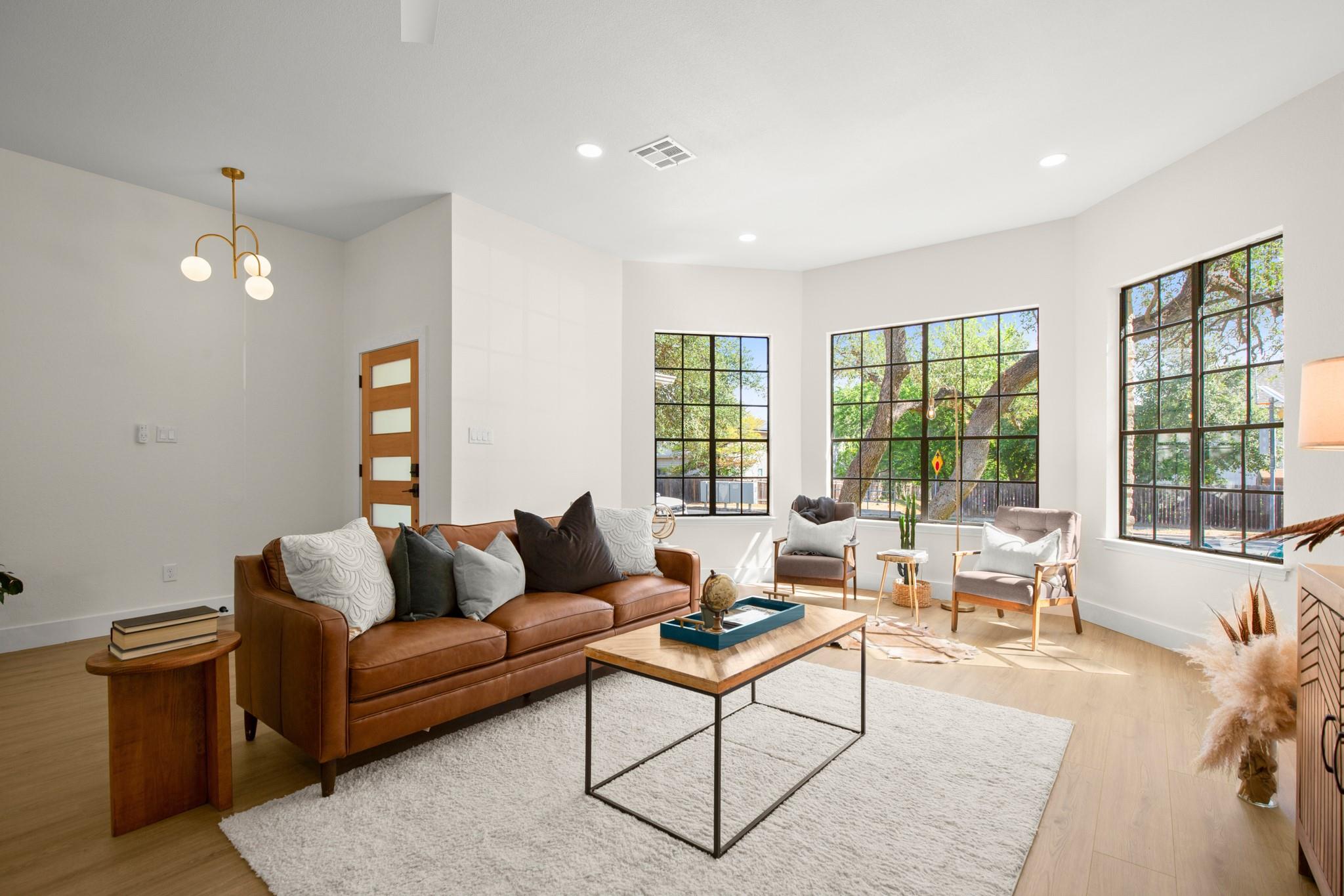 13102 Amarillo Ave, Austin, TX 78729