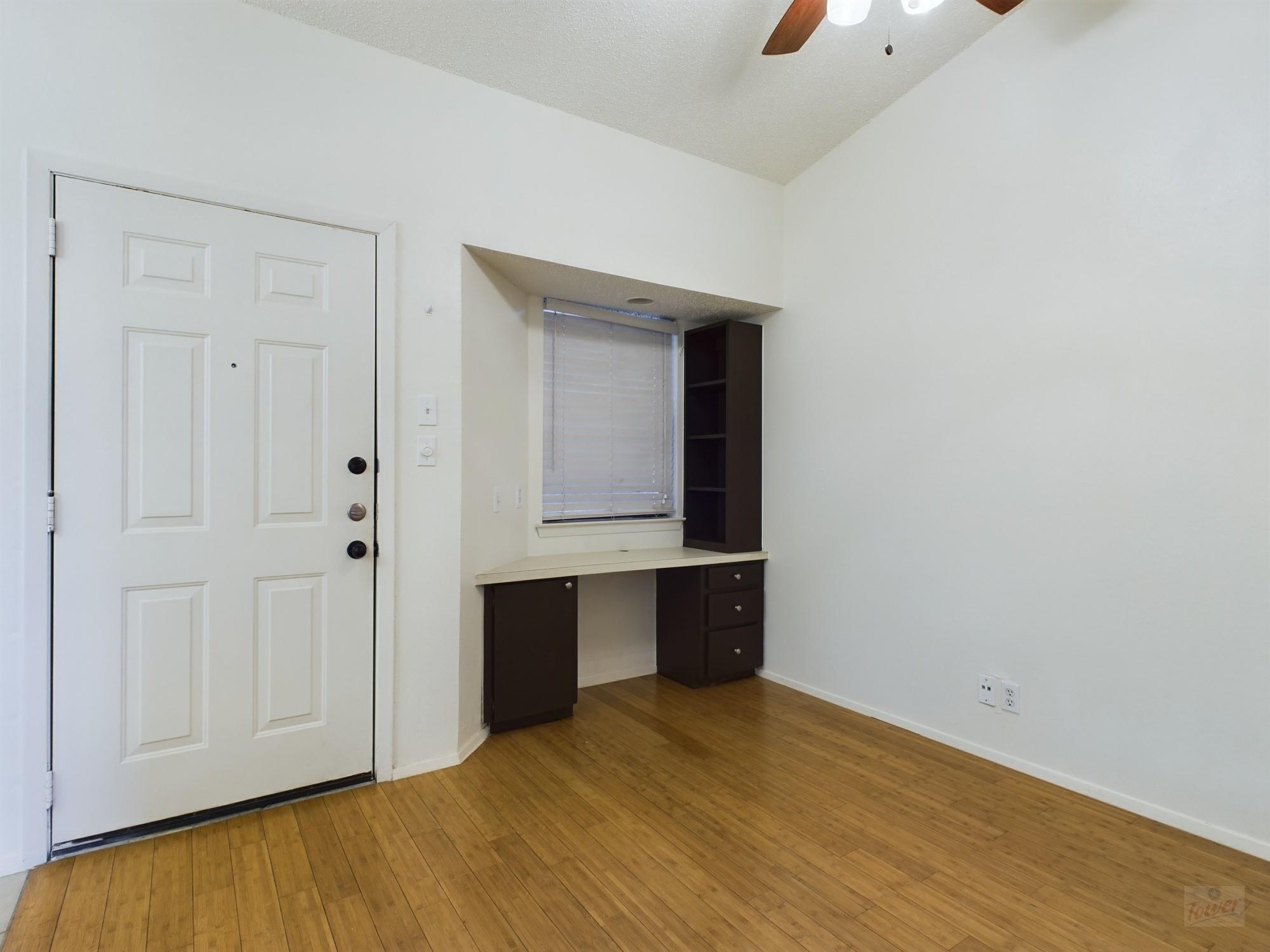 3316 Guadalupe St # 320, Austin, TX 78705