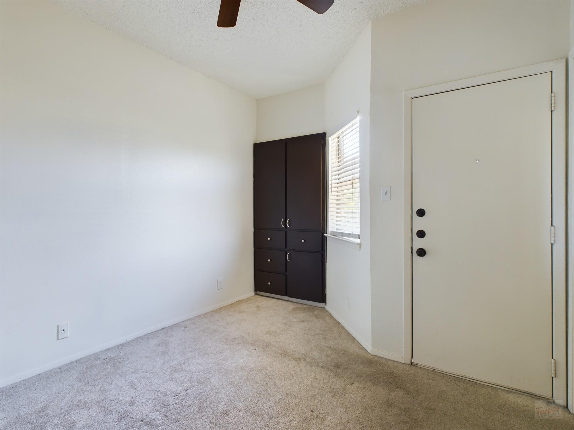 3316 Guadalupe St # 320, Austin, TX 78705