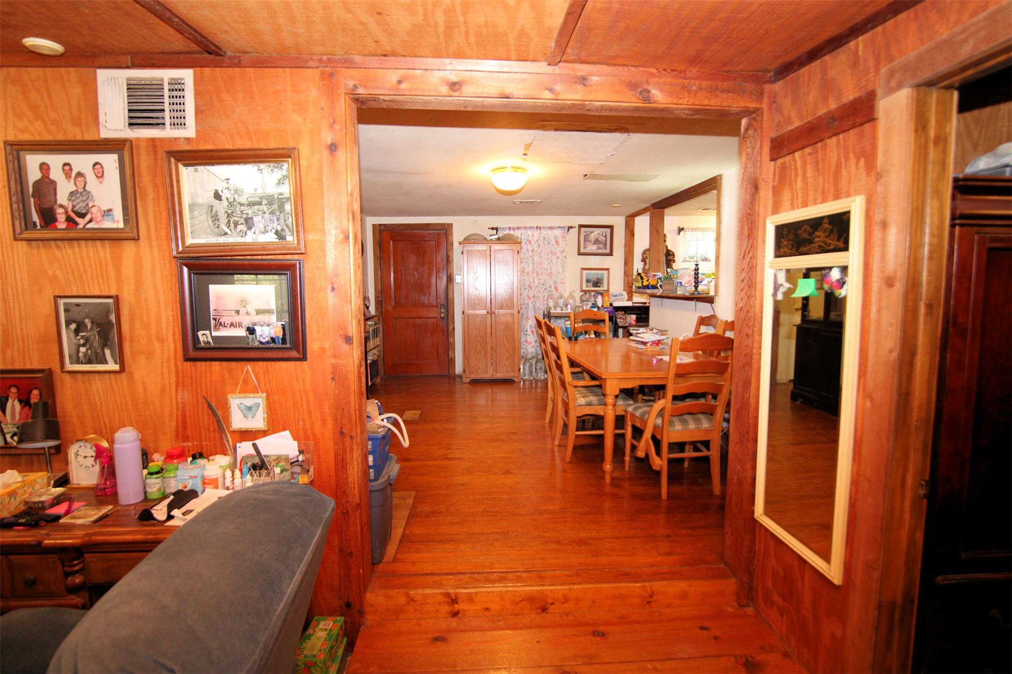 17201 Oak Cliff Cir, Dripping Springs, TX 78620