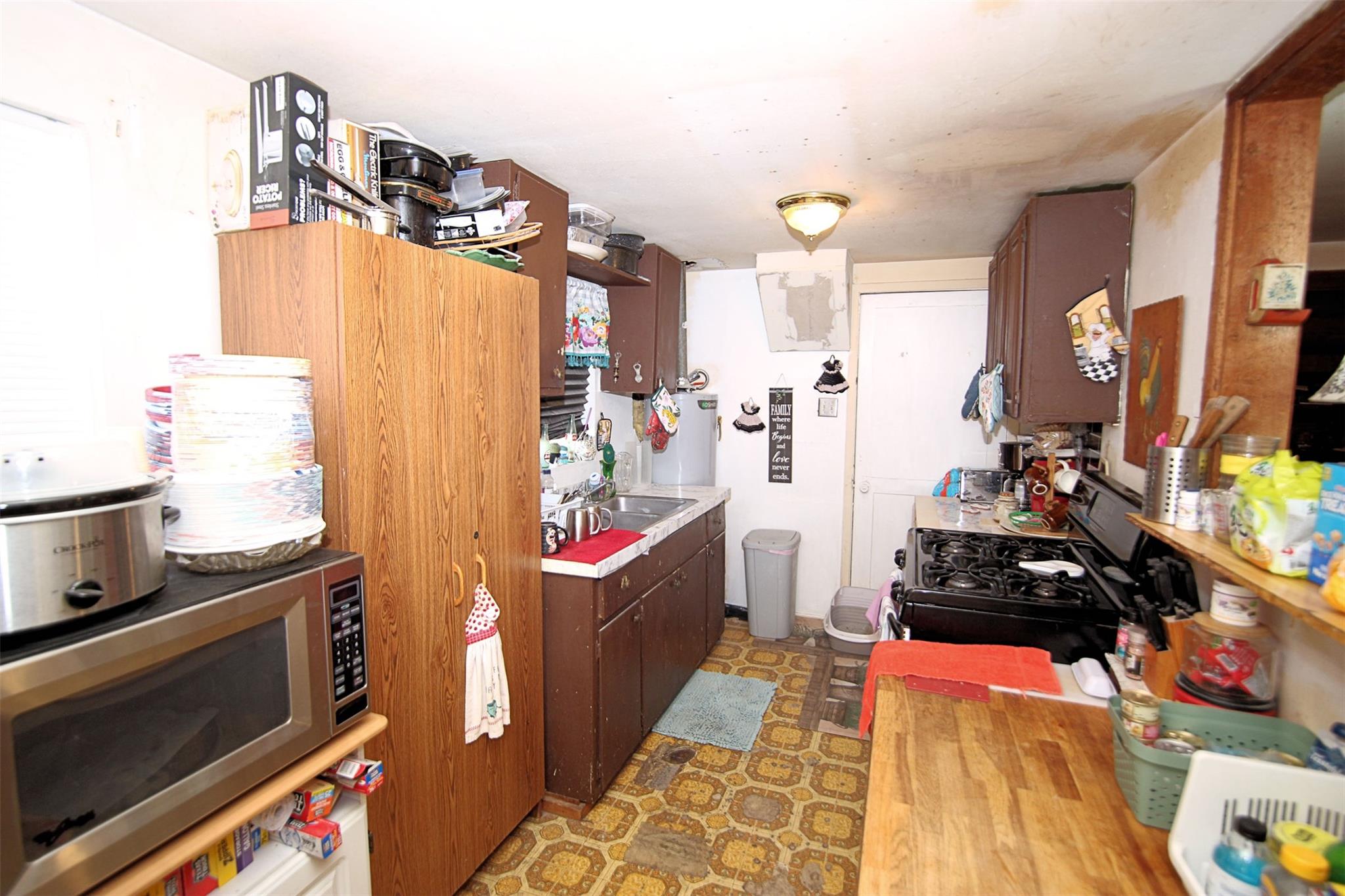 17201 Oak Cliff Cir, Dripping Springs, TX 78620