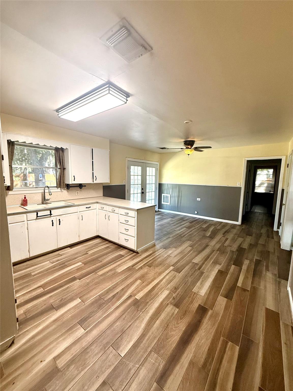 600 Wilkes St, Smithville, TX 78957