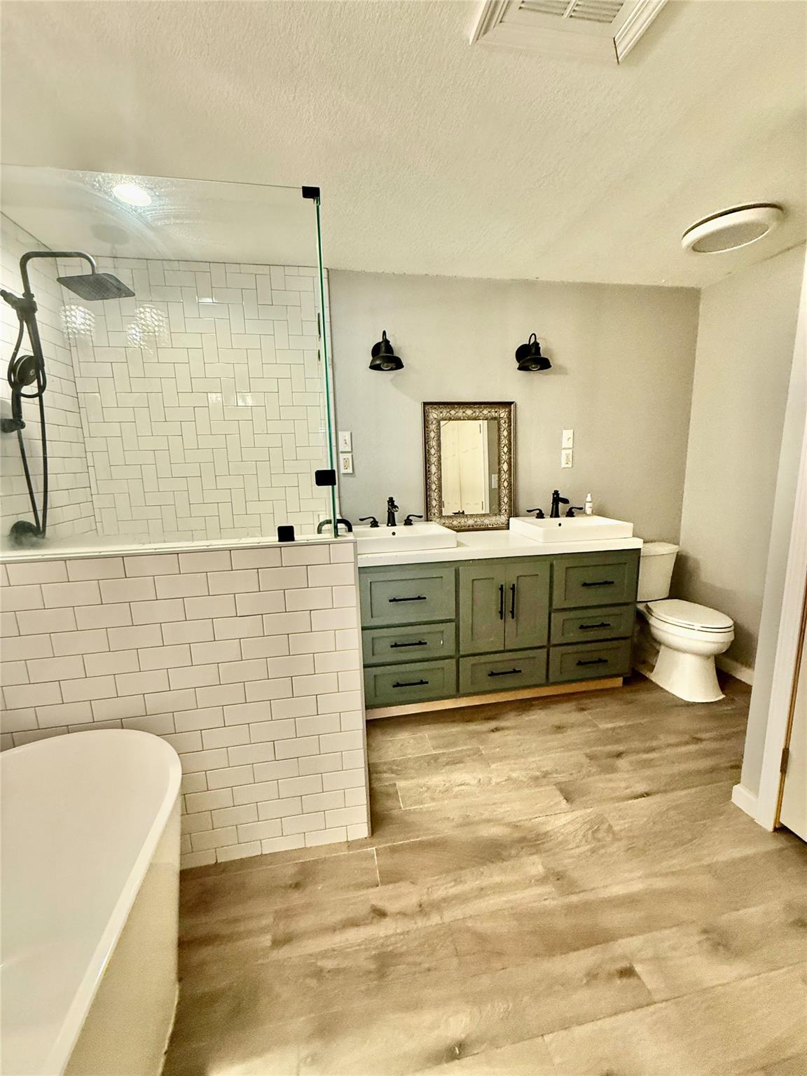 600 Wilkes St, Smithville, TX 78957