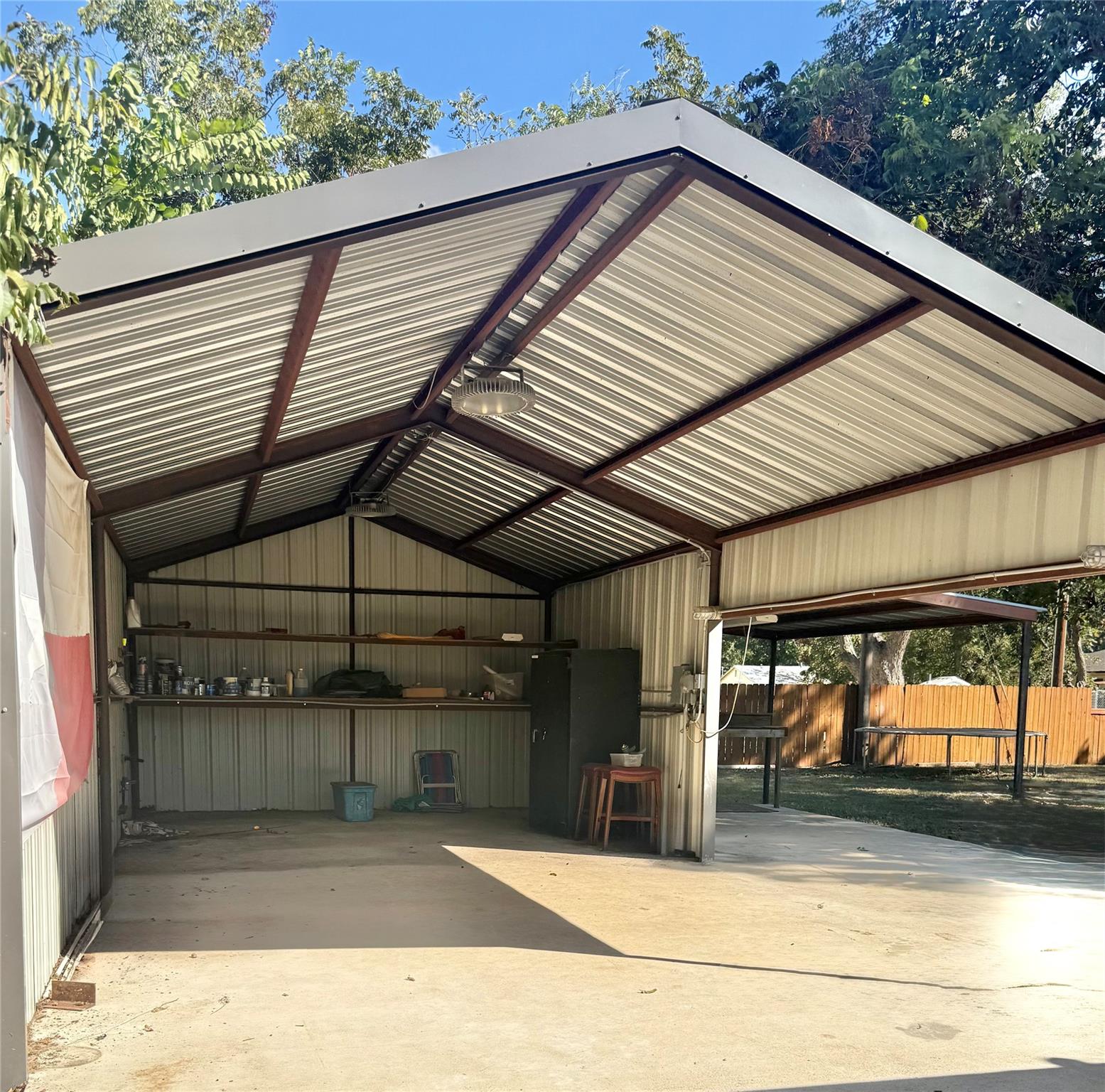 600 Wilkes St, Smithville, TX 78957