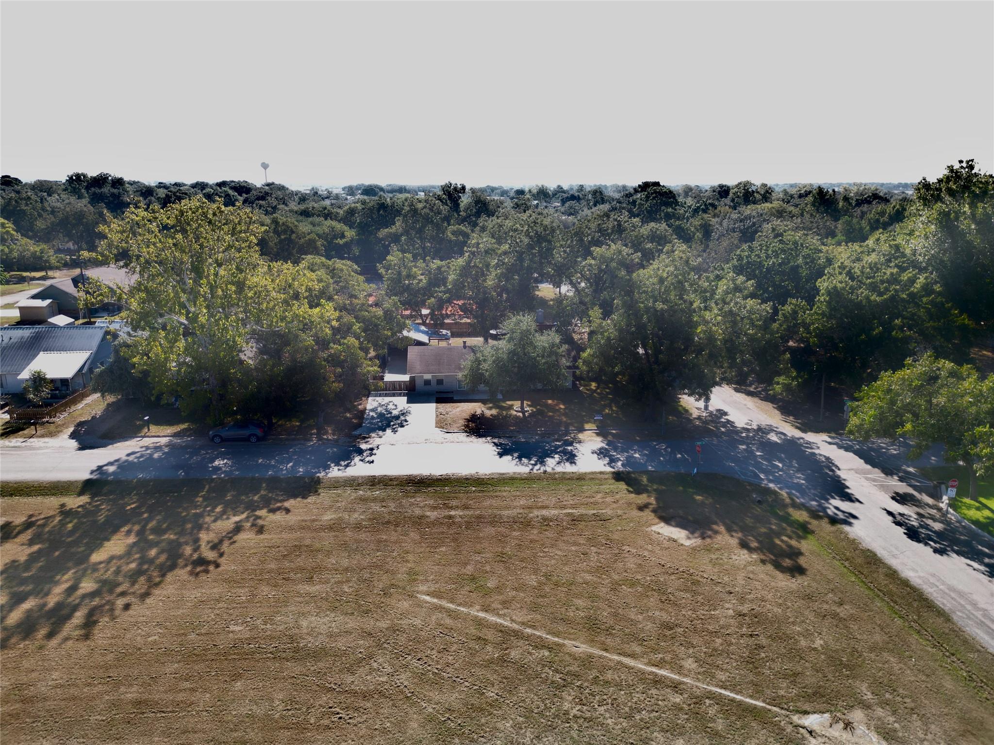 600 Wilkes St, Smithville, TX 78957