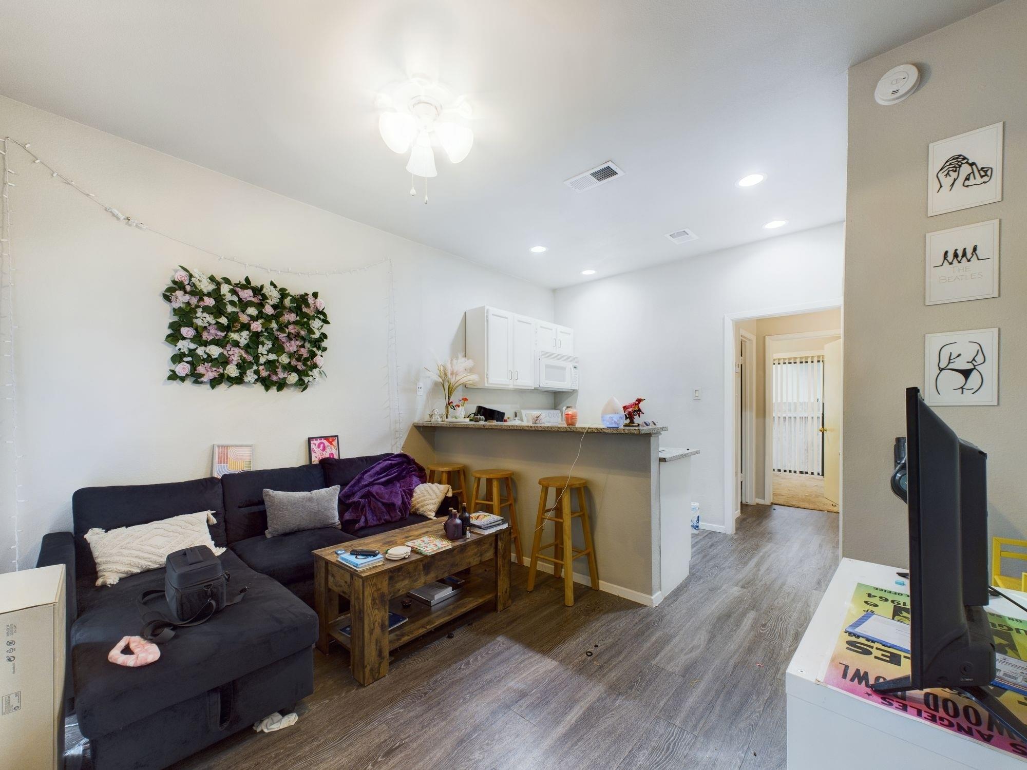 2815 Rio Grande St # 101, Austin, TX 78705