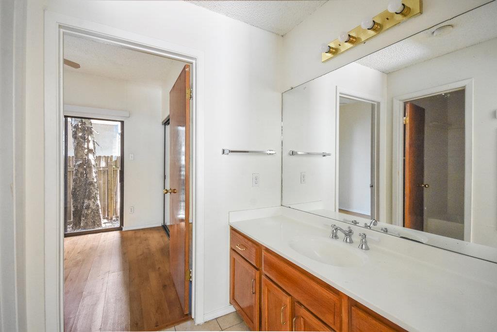 2815 Rio Grande St # 104, Austin, TX 78705