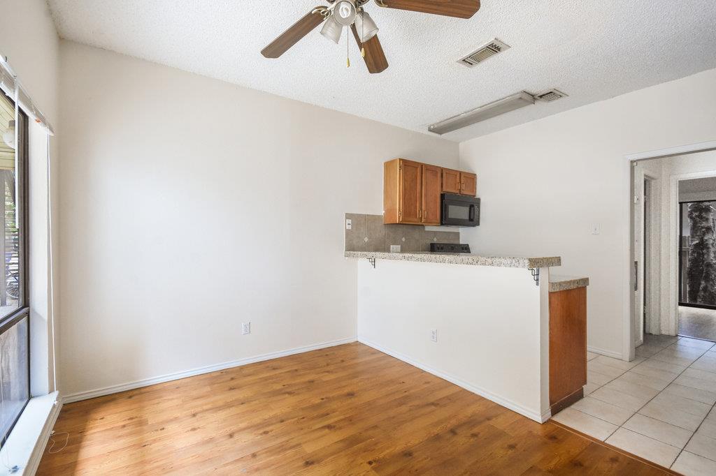 2815 Rio Grande St # 104, Austin, TX 78705