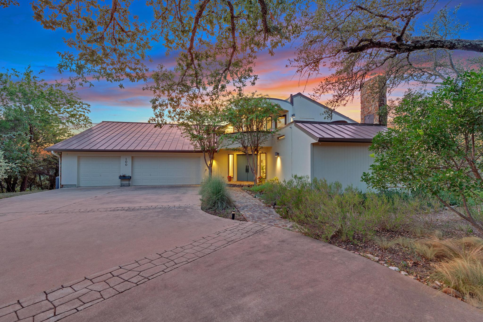 100 Derby Dr, Spicewood, TX 78669