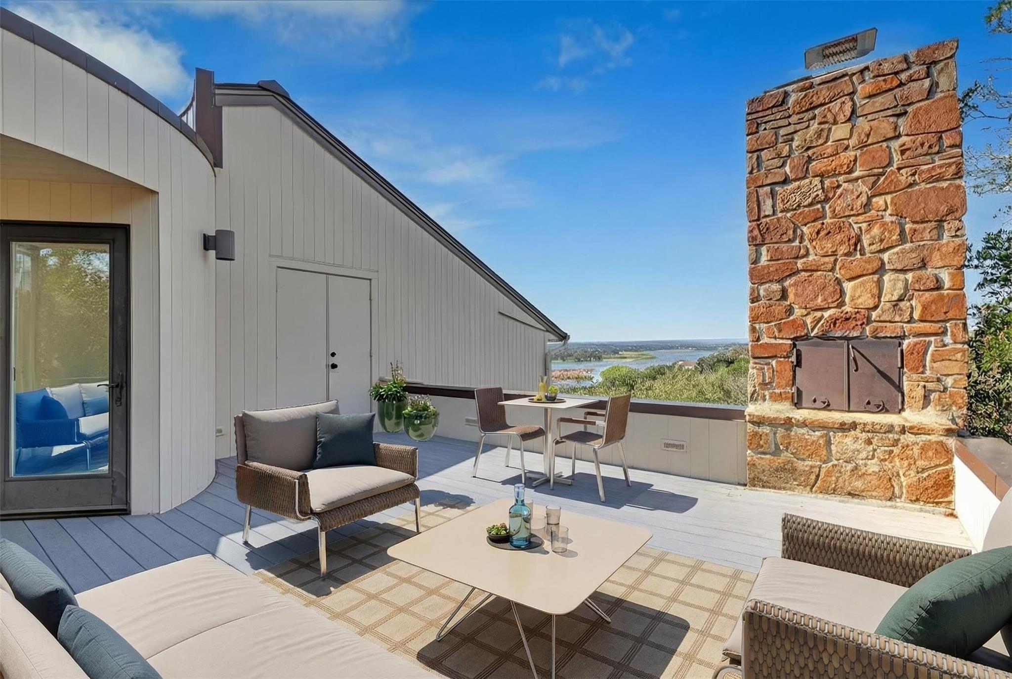 100 Derby Dr, Spicewood, TX 78669