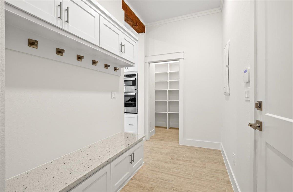 8439 Spring Creek Loop, Salado, TX 76571