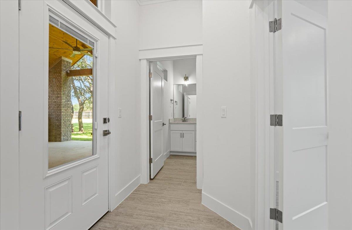 8439 Spring Creek Loop, Salado, TX 76571