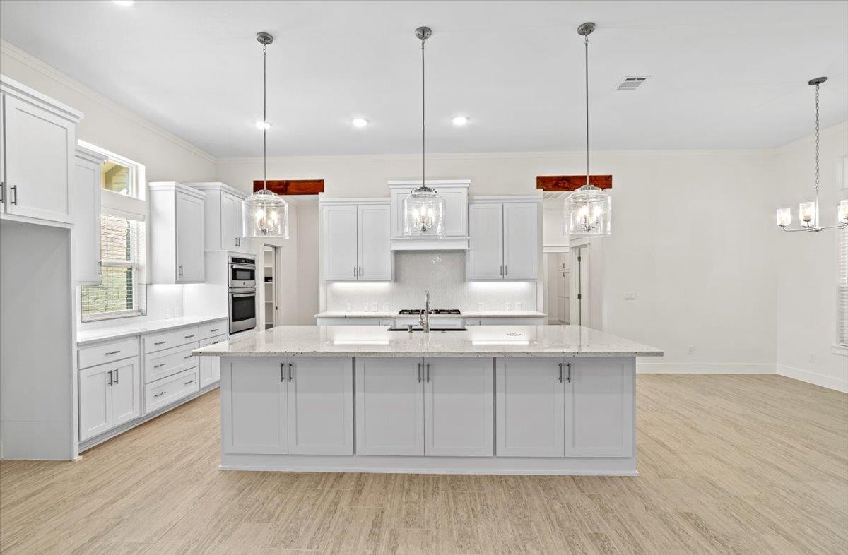 8439 Spring Creek Loop, Salado, TX 76571