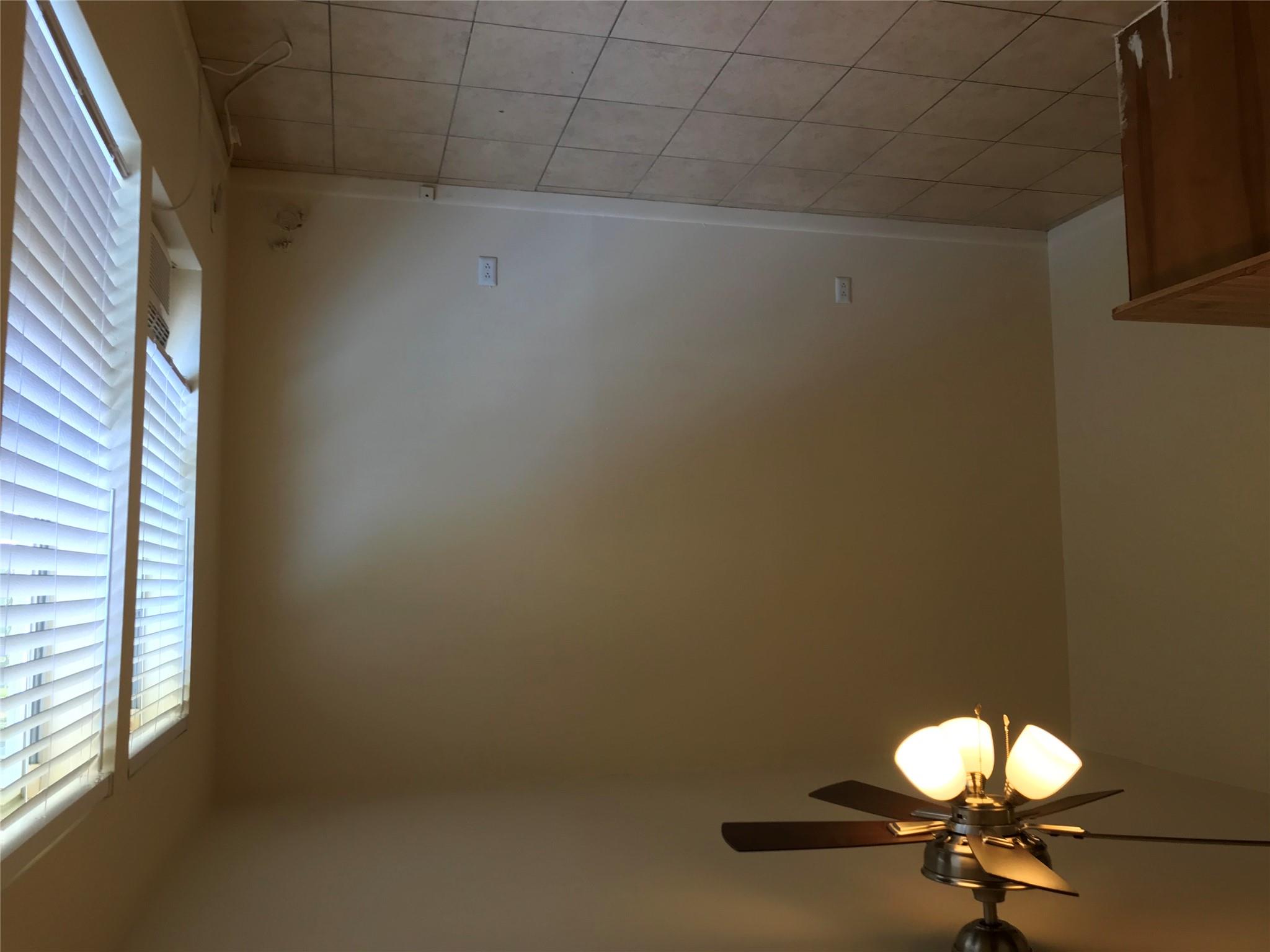 1102 W 22nd St # B, Austin, TX 78705