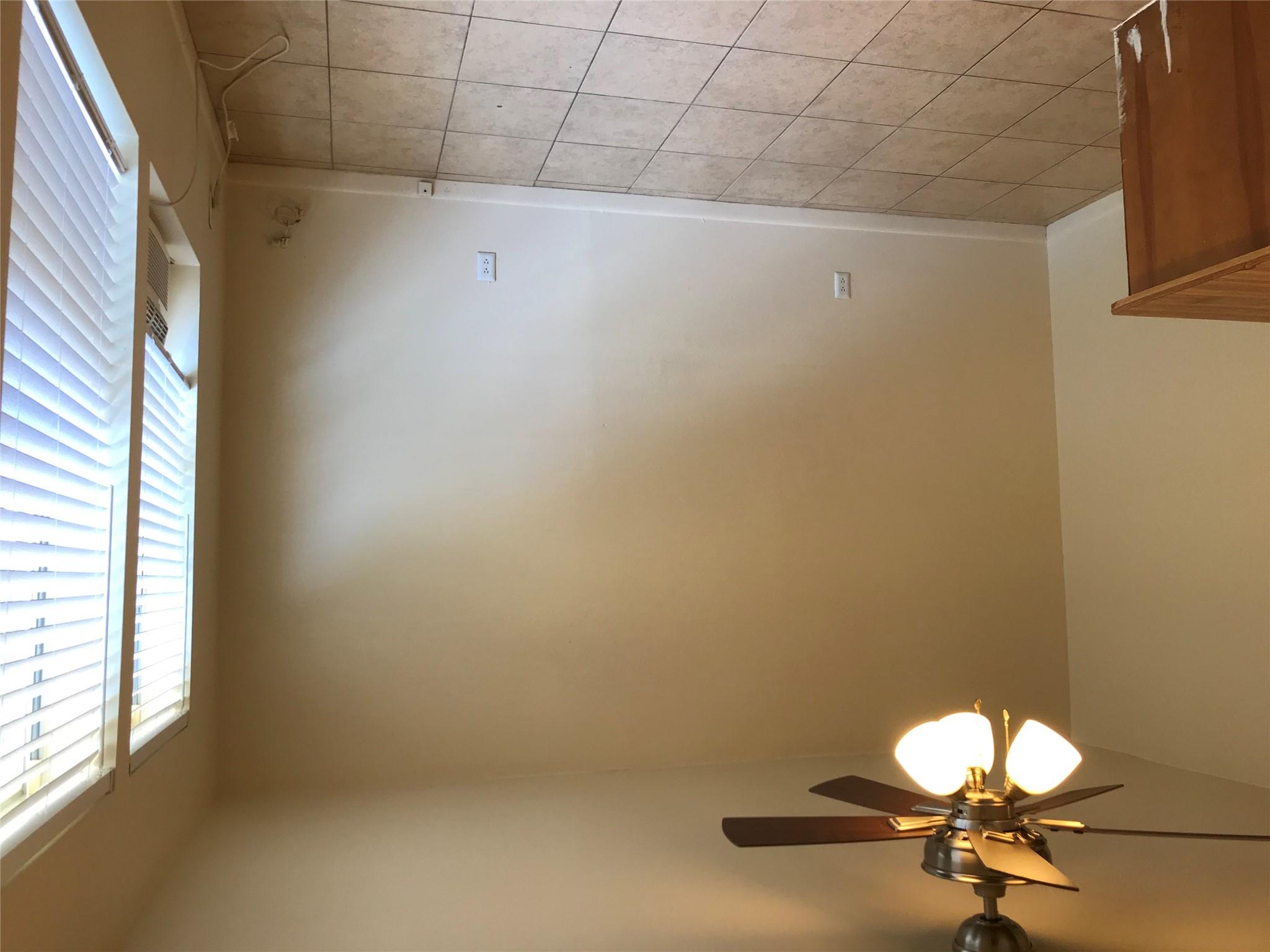 1102 W 22nd St # B, Austin, TX 78705