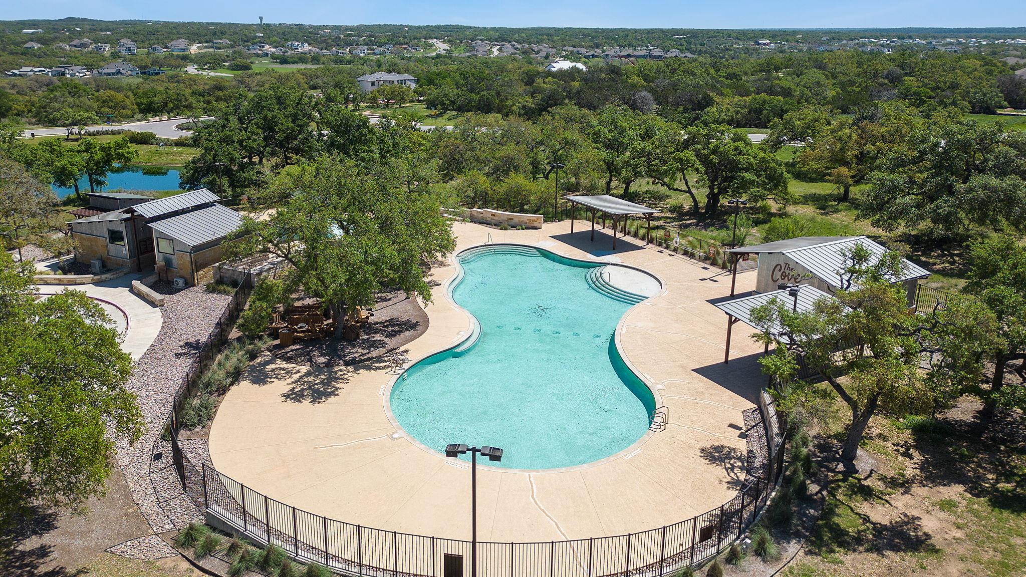 261 Double L Dr, Dripping Springs, TX 78620