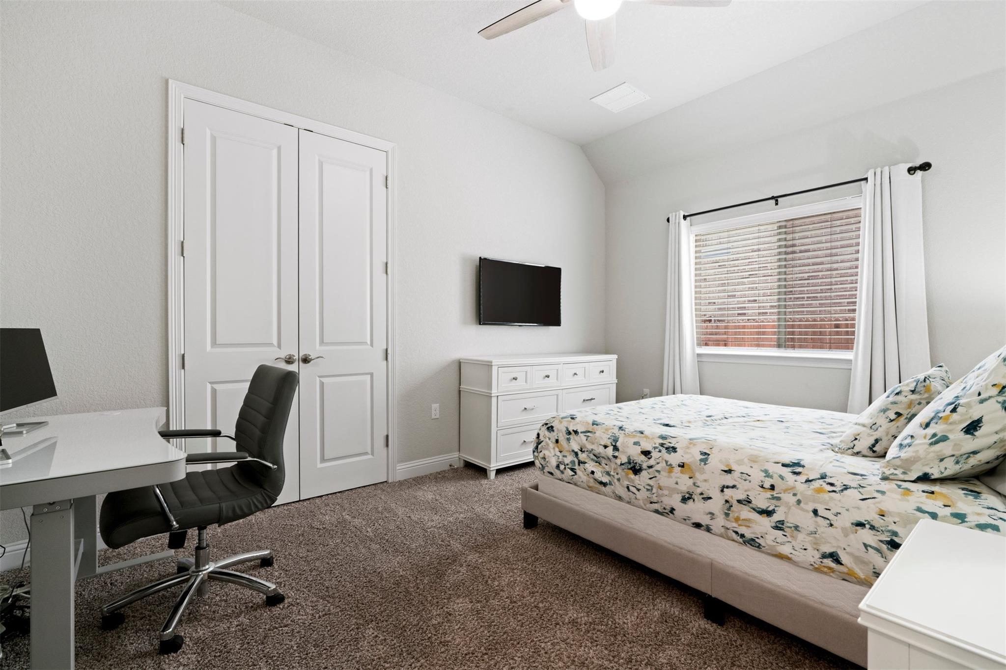 261 Double L Dr, Dripping Springs, TX 78620