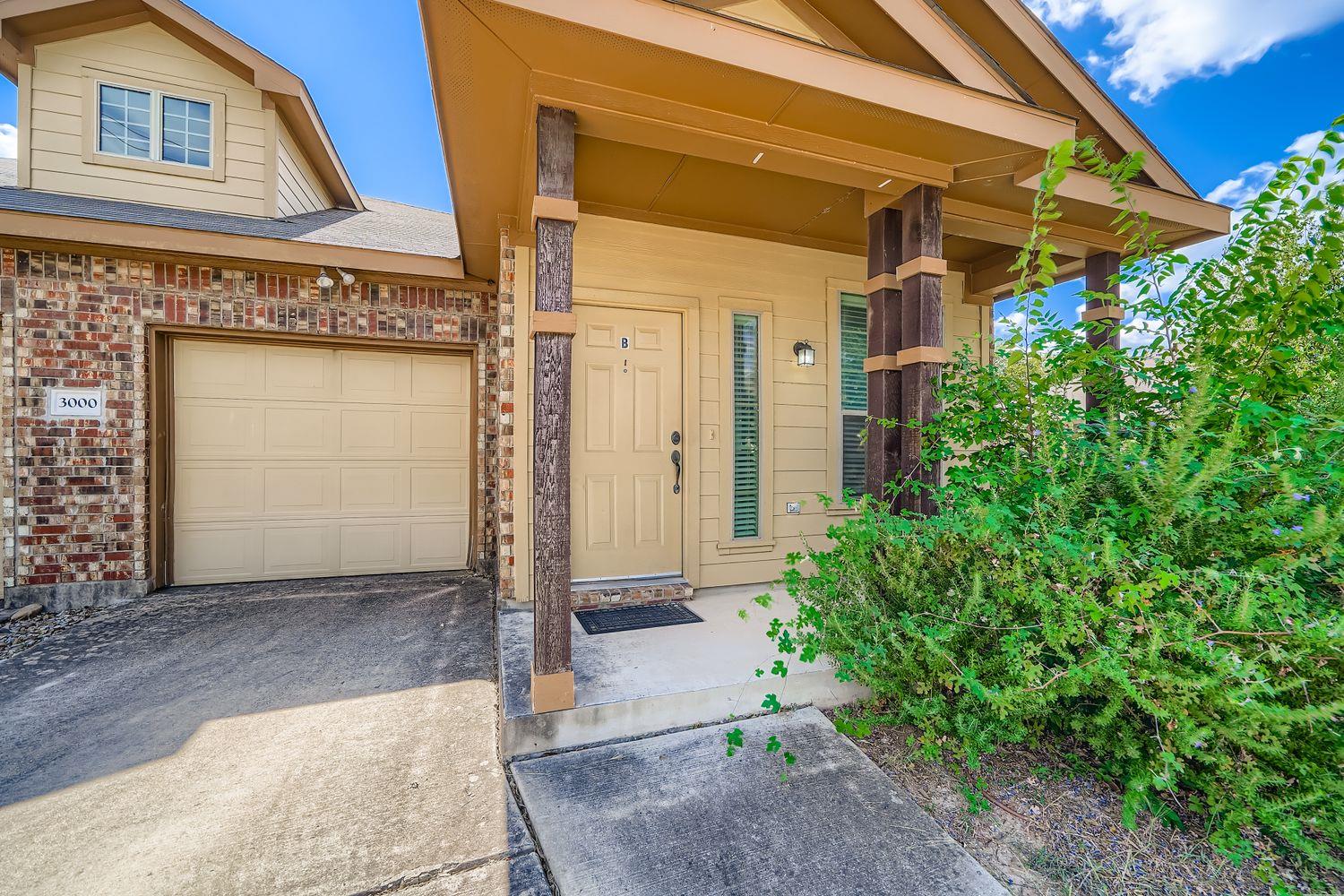 3000 Whisper Oaks Ln, Georgetown, TX 78628