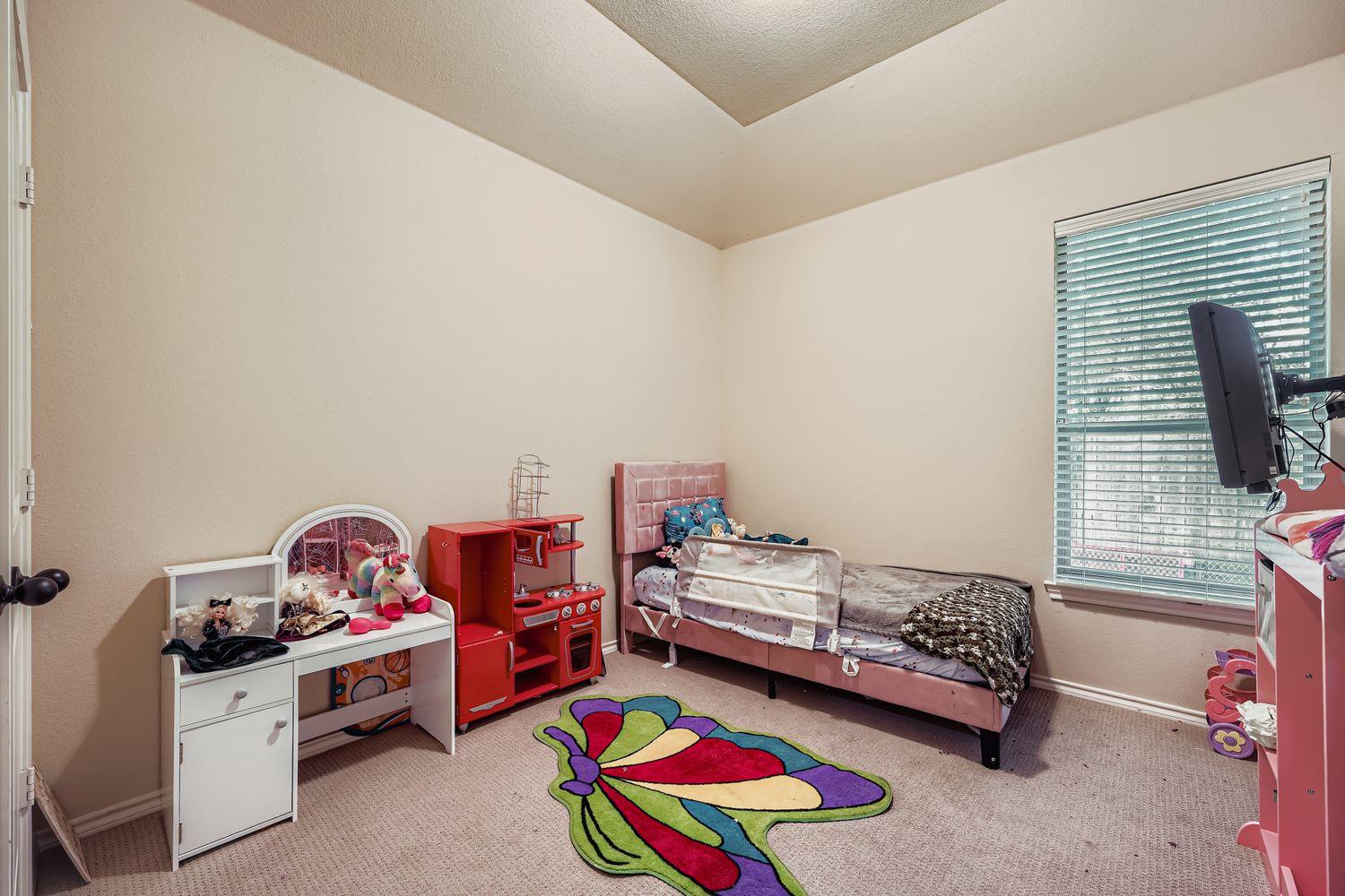 3000 Whisper Oaks Ln, Georgetown, TX 78628