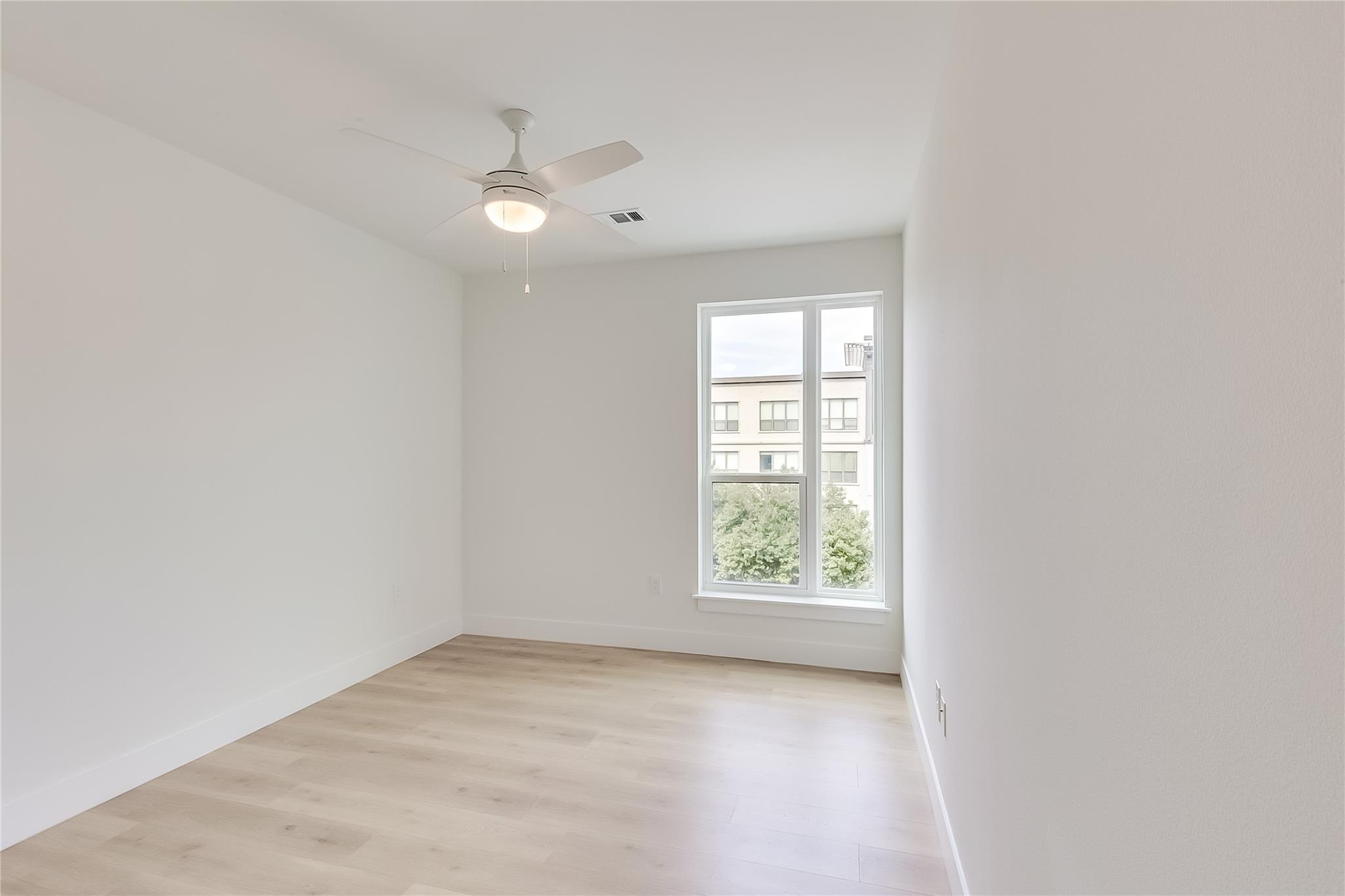 1701 Simond Ave # 310, Austin, TX 78723