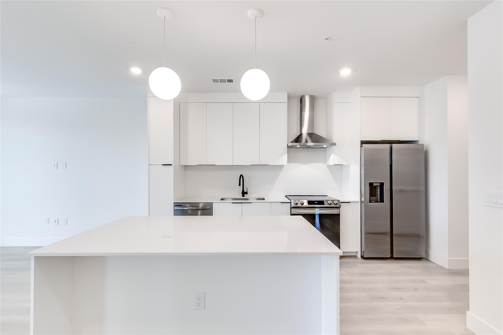 1701 Simond Ave # 310, Austin, TX 78723