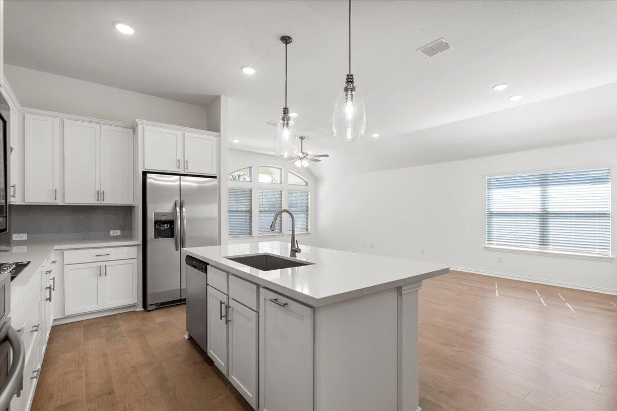 1425 Cole Estates Dr, Georgetown, TX 78628