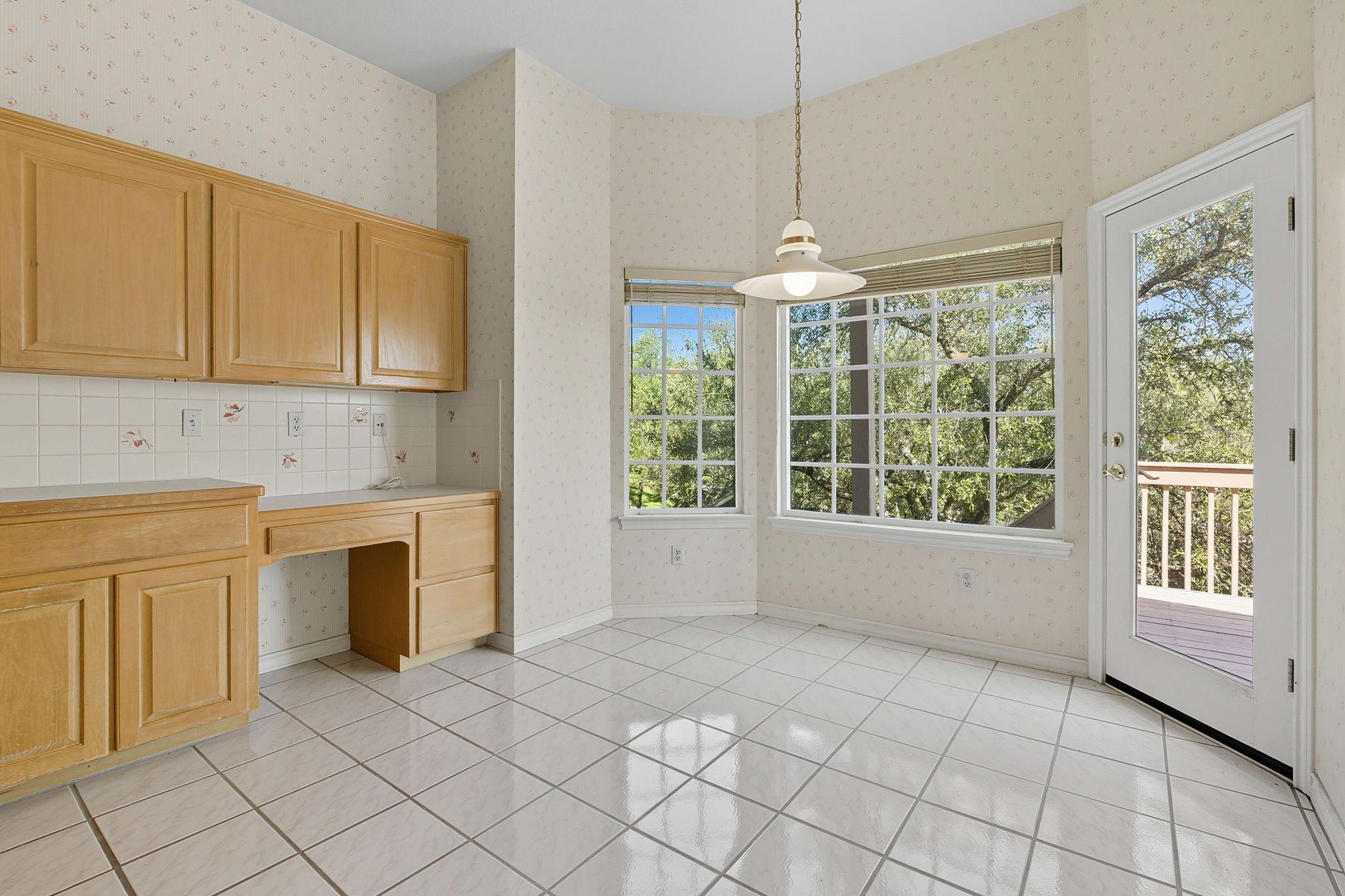 700 Barrett Ln, Austin, TX 78733