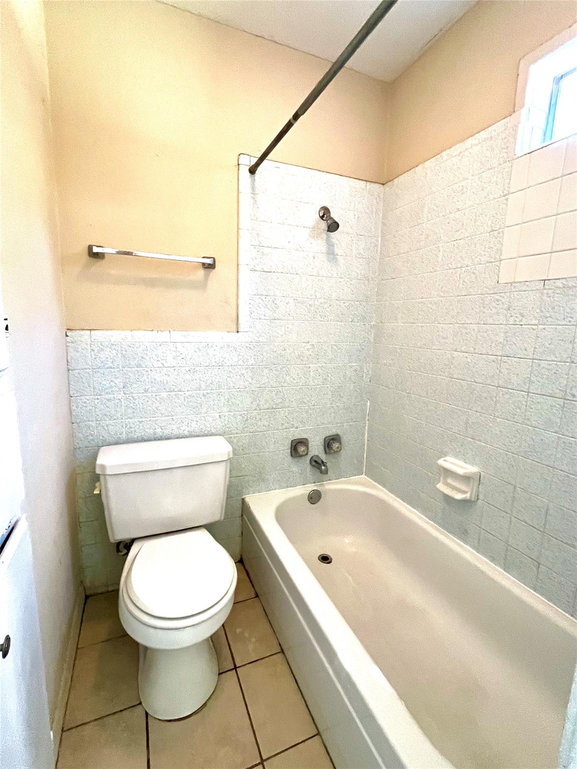 304 Montopolis Dr # B, Austin, TX 78741