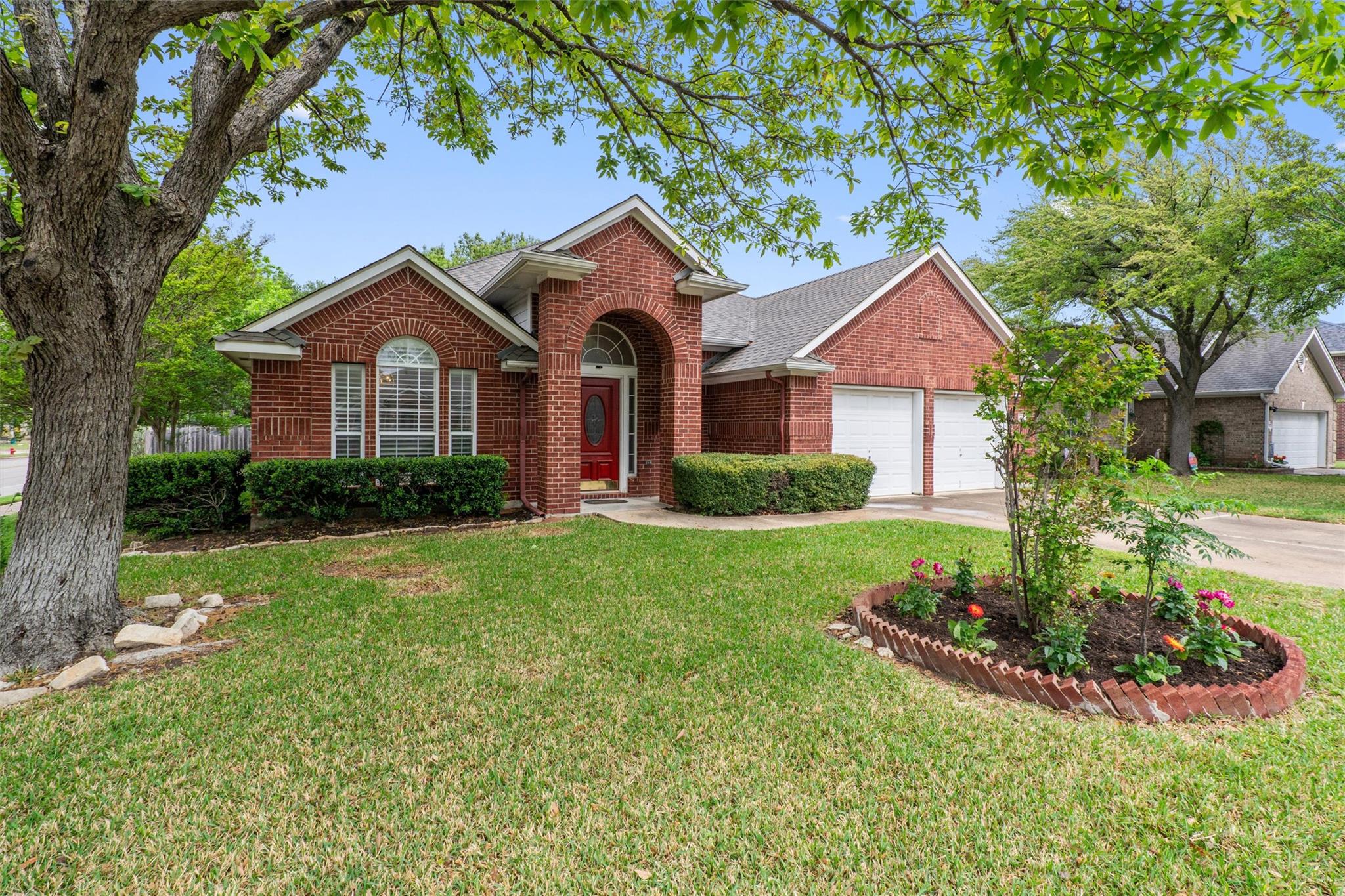 901 Cashew Ln, Cedar Park, TX 78613