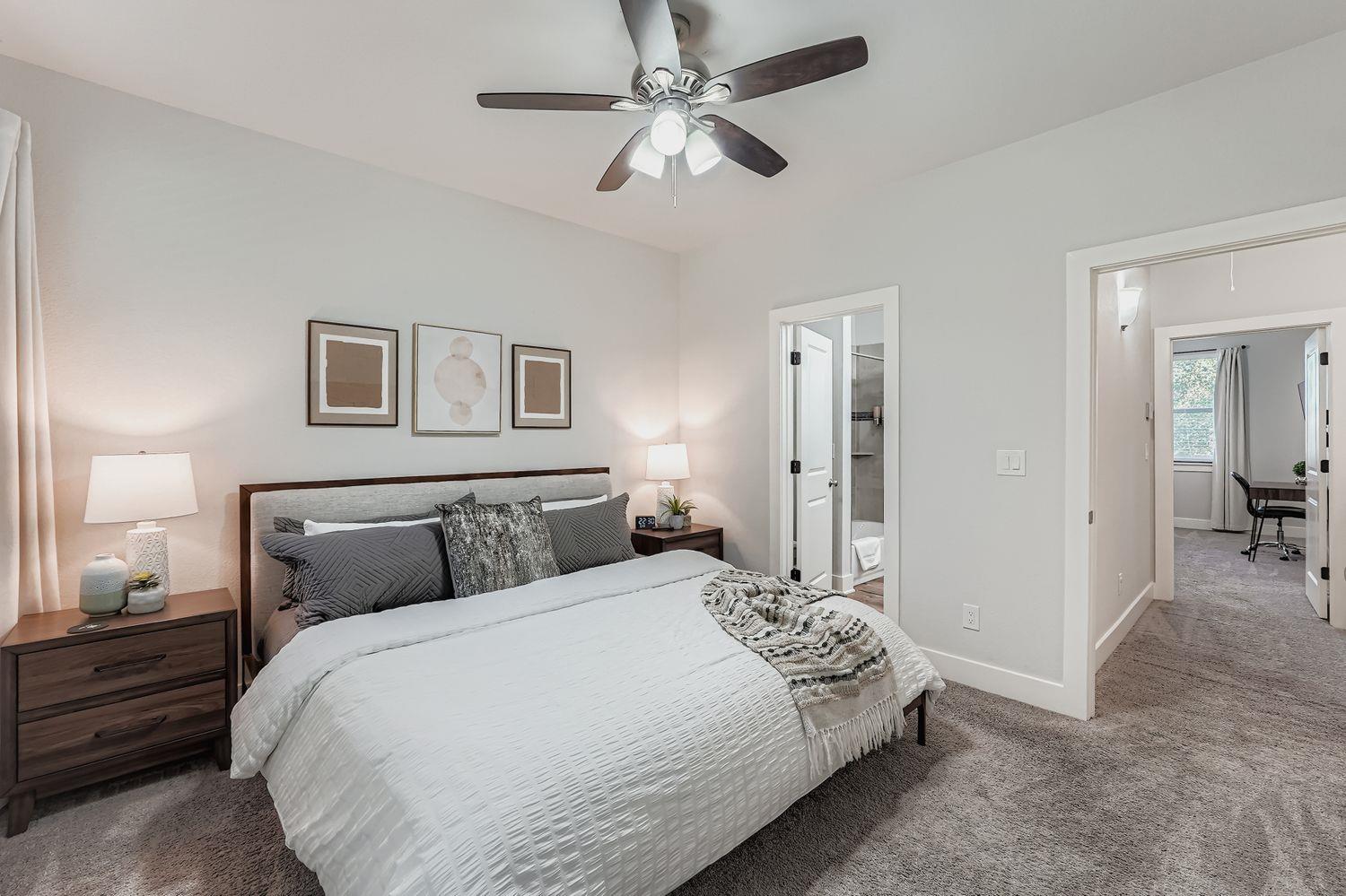 18803 Hogan Cir # 14, Point Venture, TX 78645