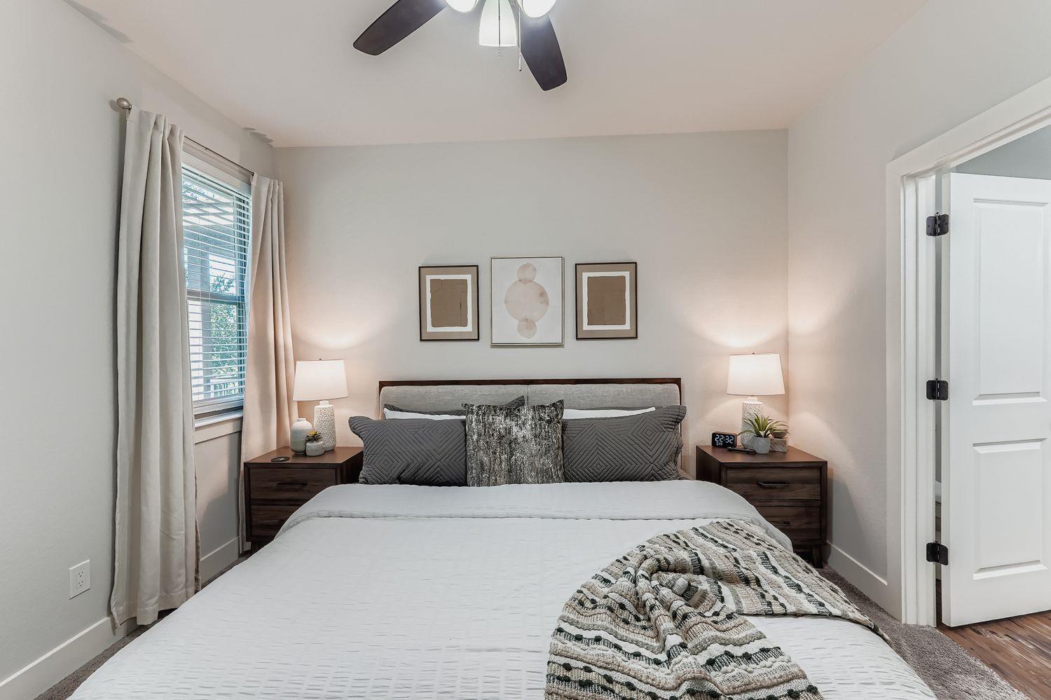 18803 Hogan Cir # 14, Point Venture, TX 78645